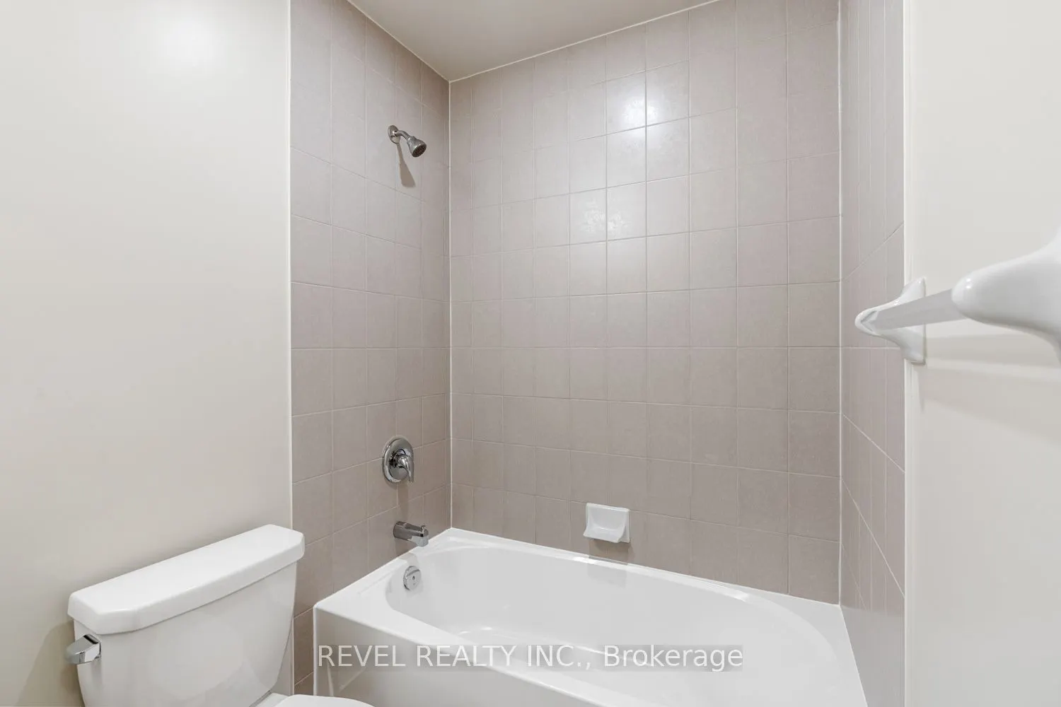 38 Annie Craig Drive, #512