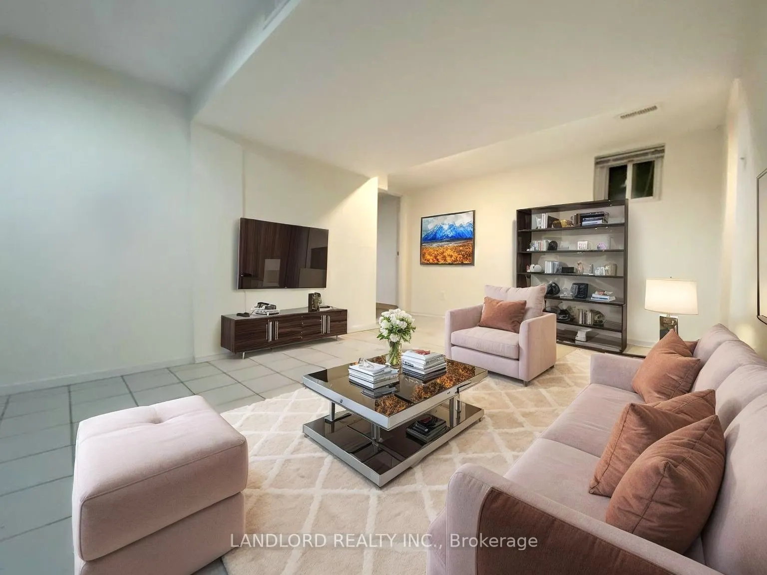 92 Holwood Avenue, #Lower