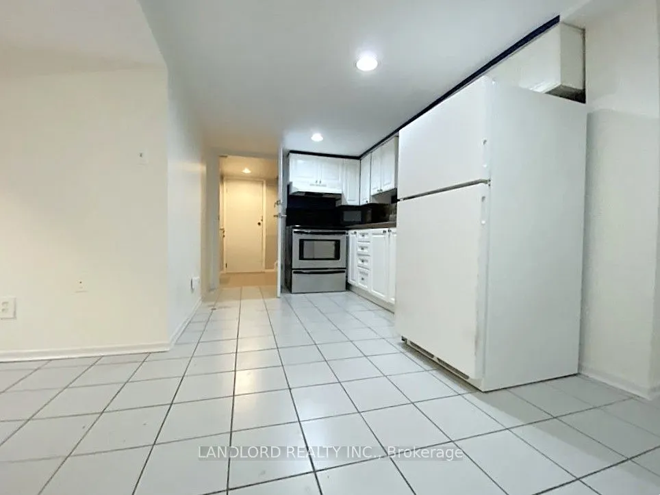 92 Holwood Avenue, #Lower