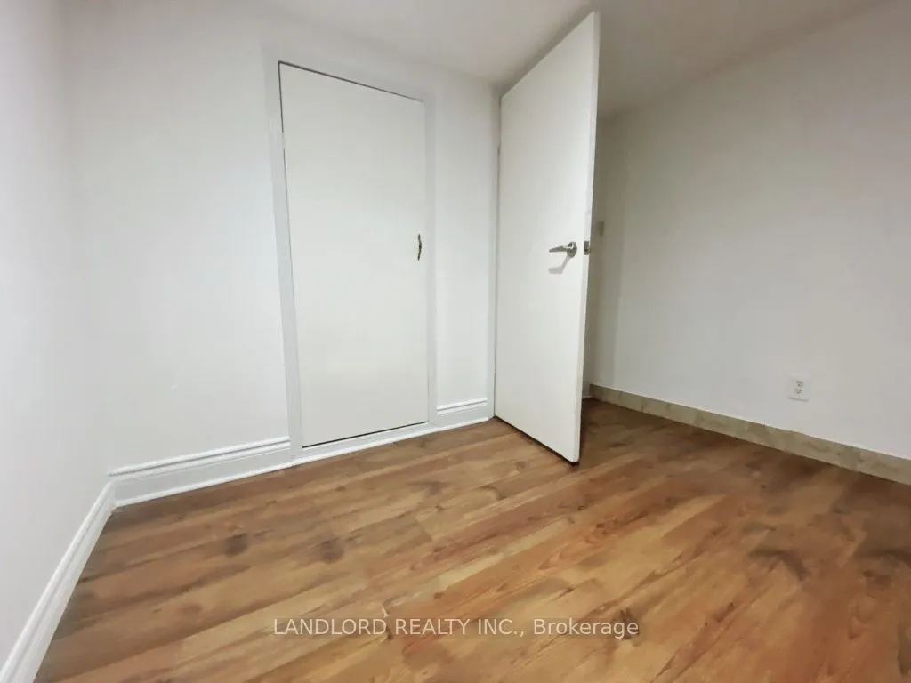92 Holwood Avenue, #Lower