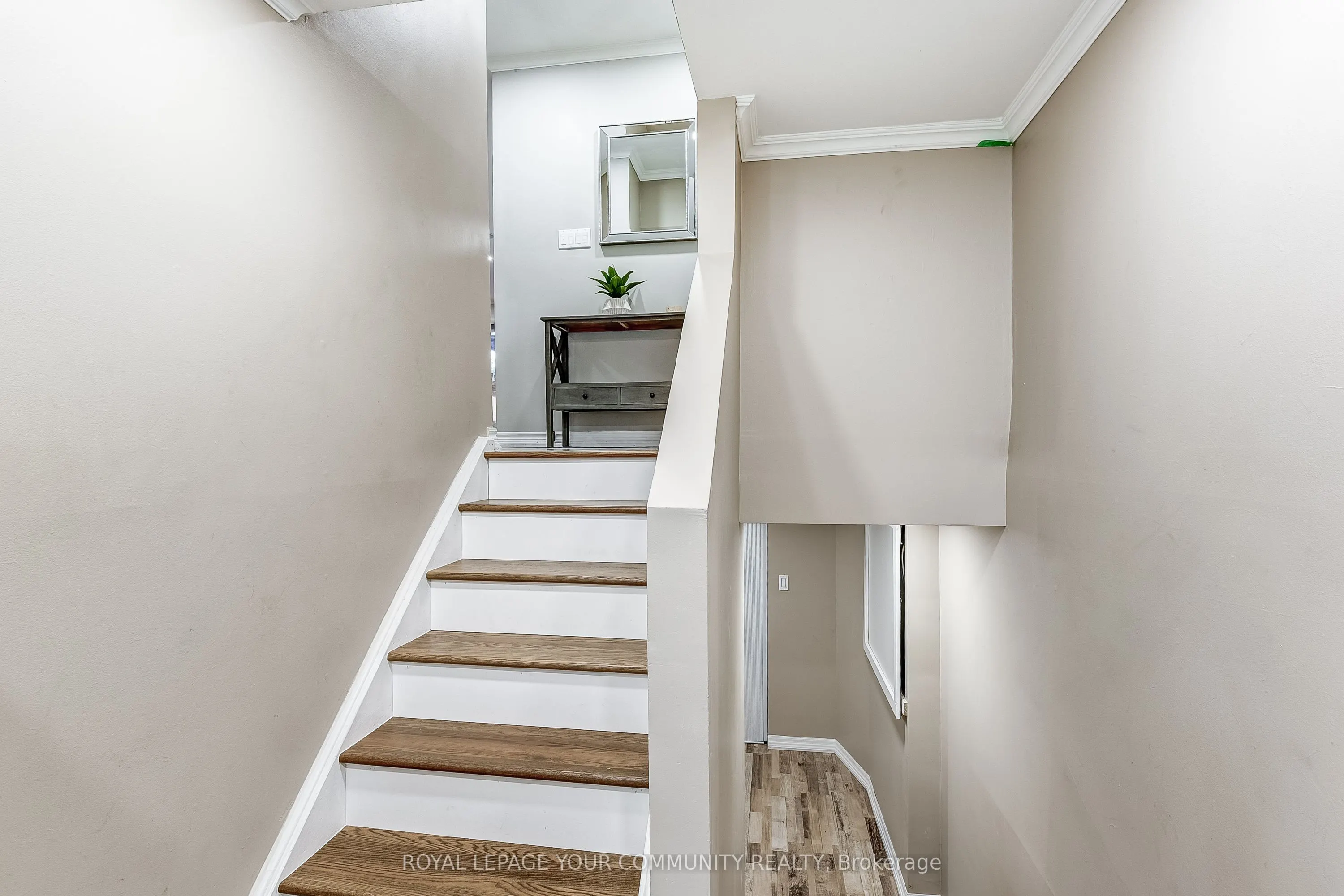 38 Gainsborough Road