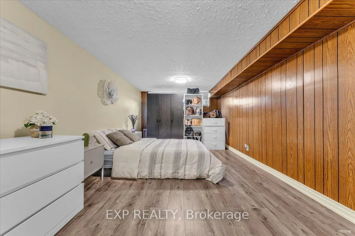 21 Kanarick Crescent