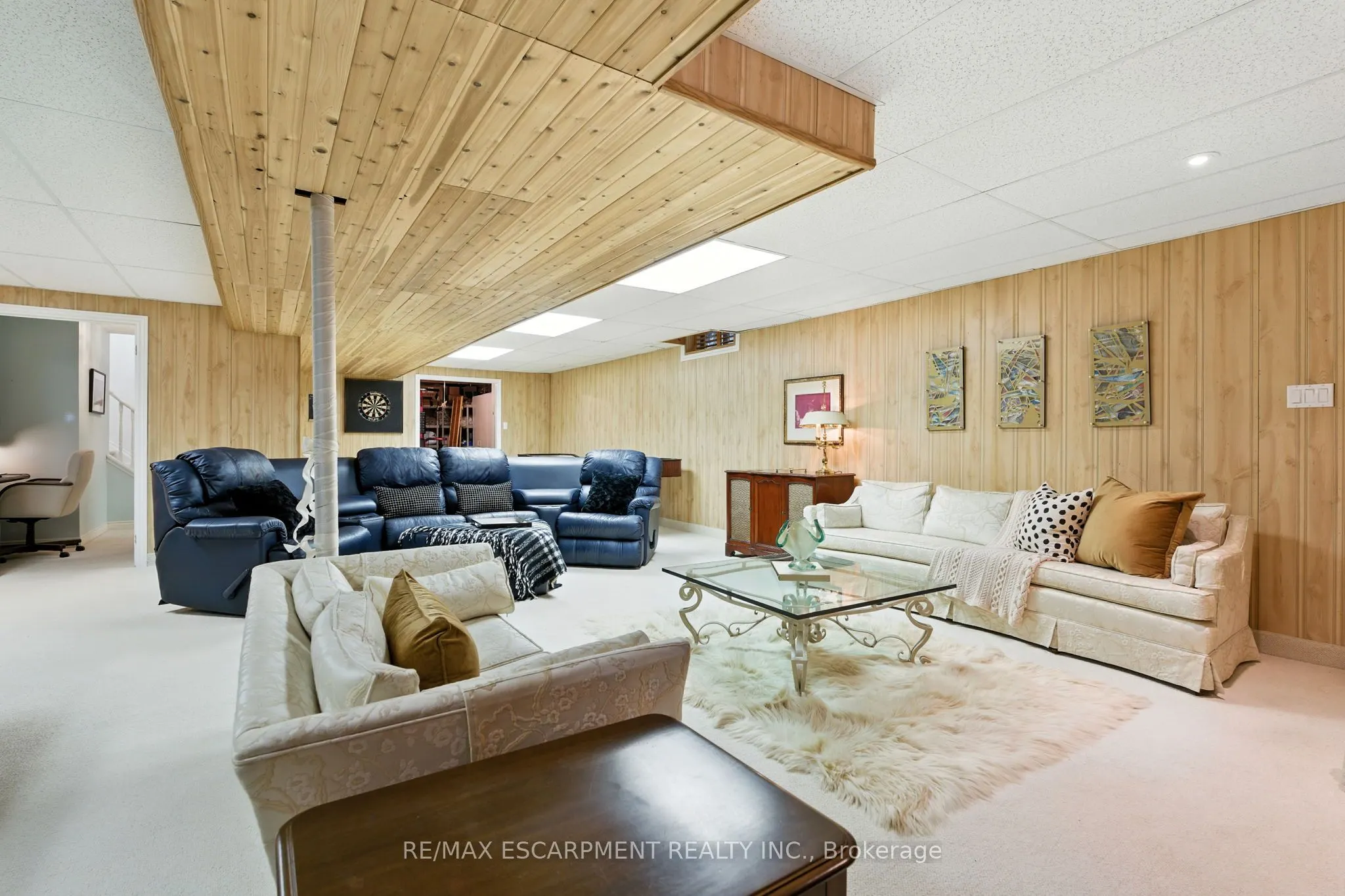 1104 Crofton Way