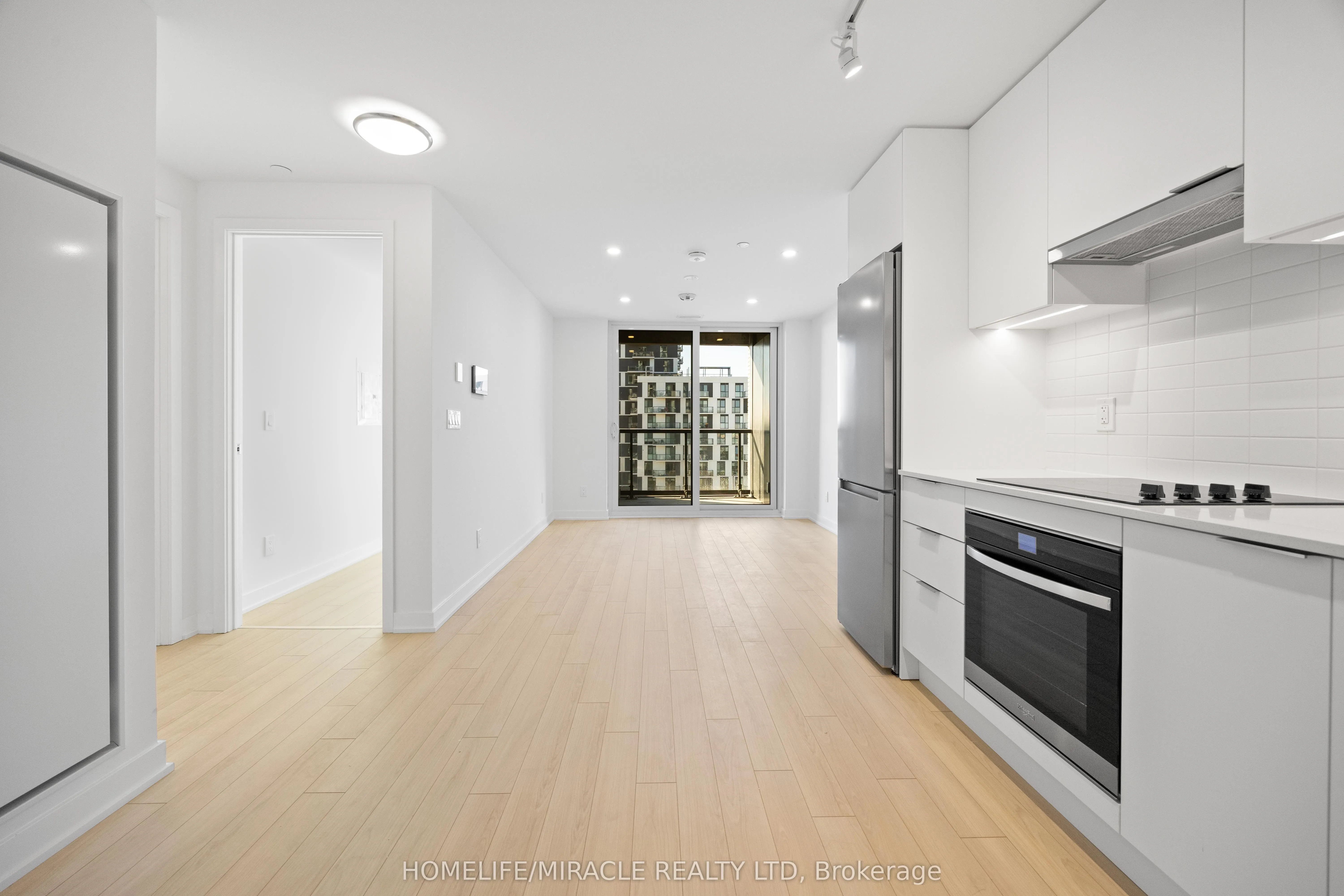 3079 Trafalgar Road, #606