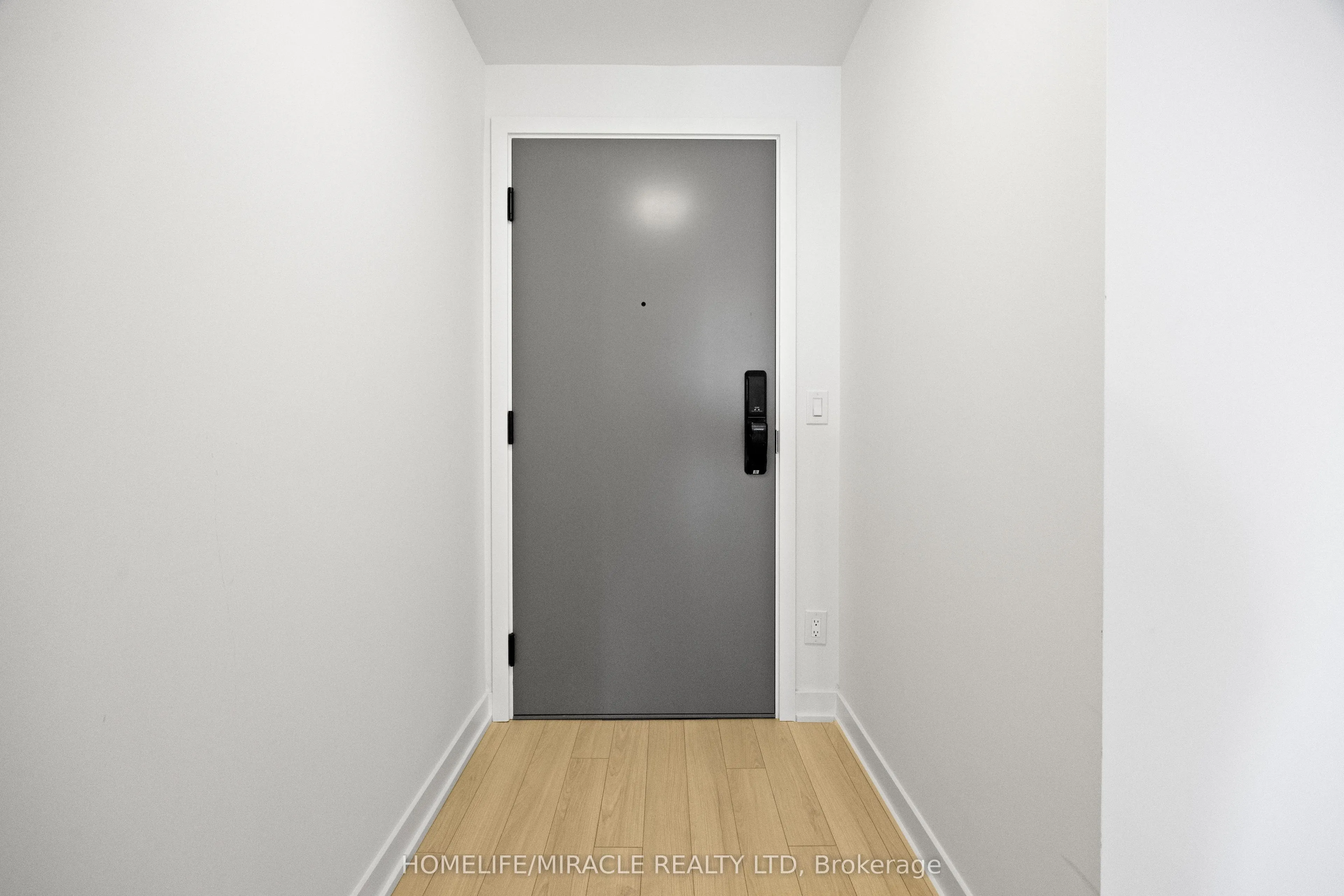 3079 Trafalgar Road, #606