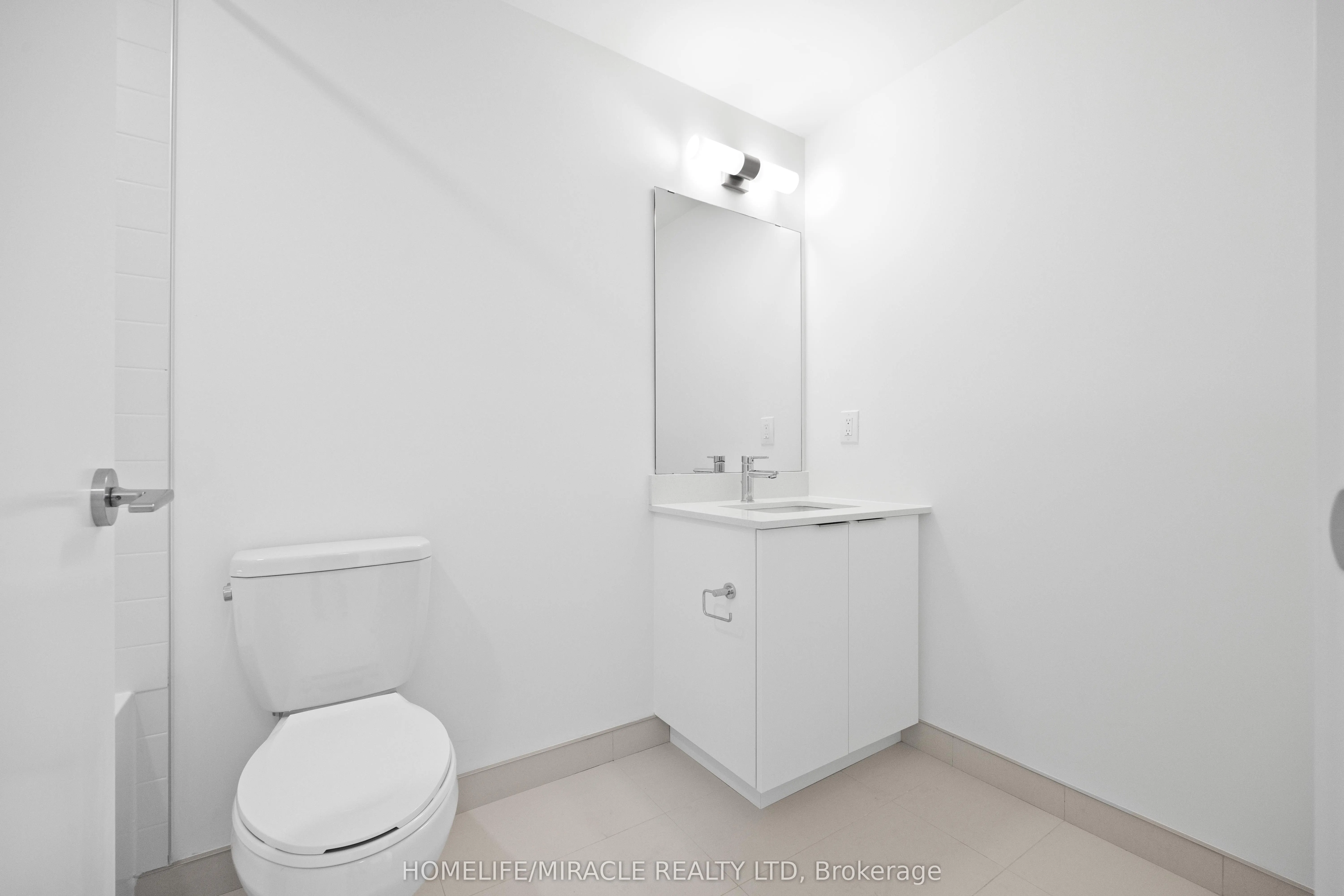 3079 Trafalgar Road, #606