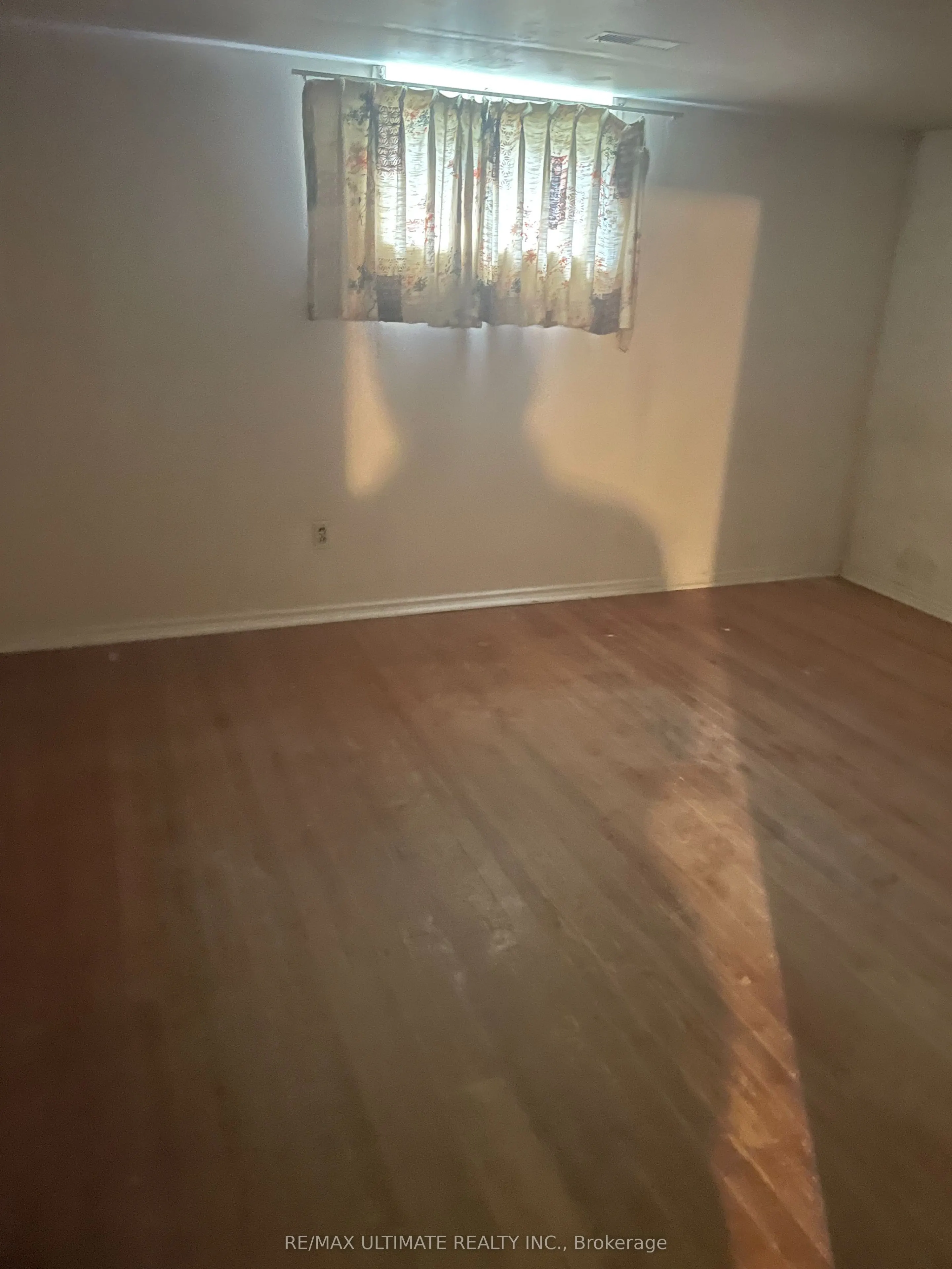 11 Flamingo Crescent