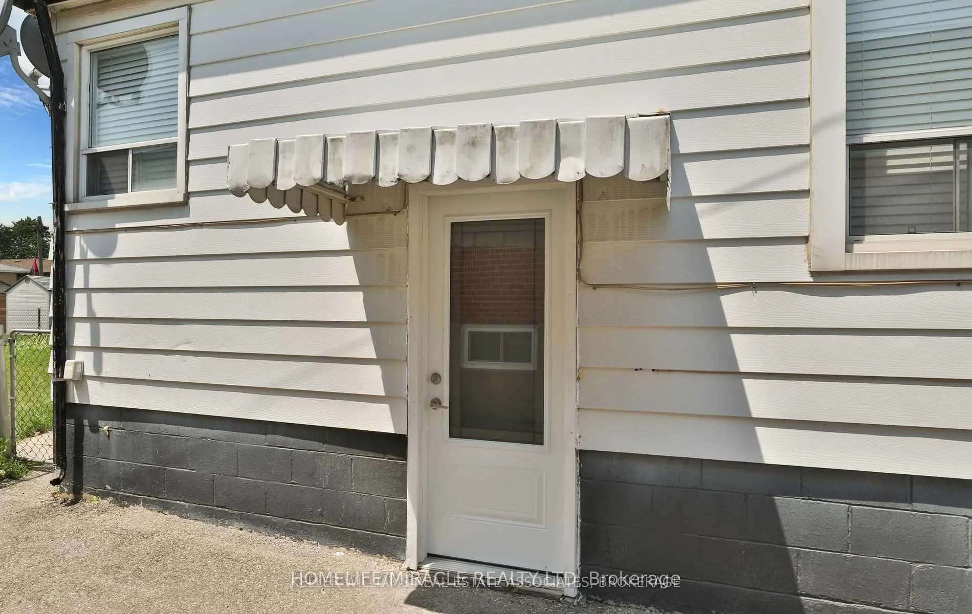 1064 Westmount Avenue, #BSMT