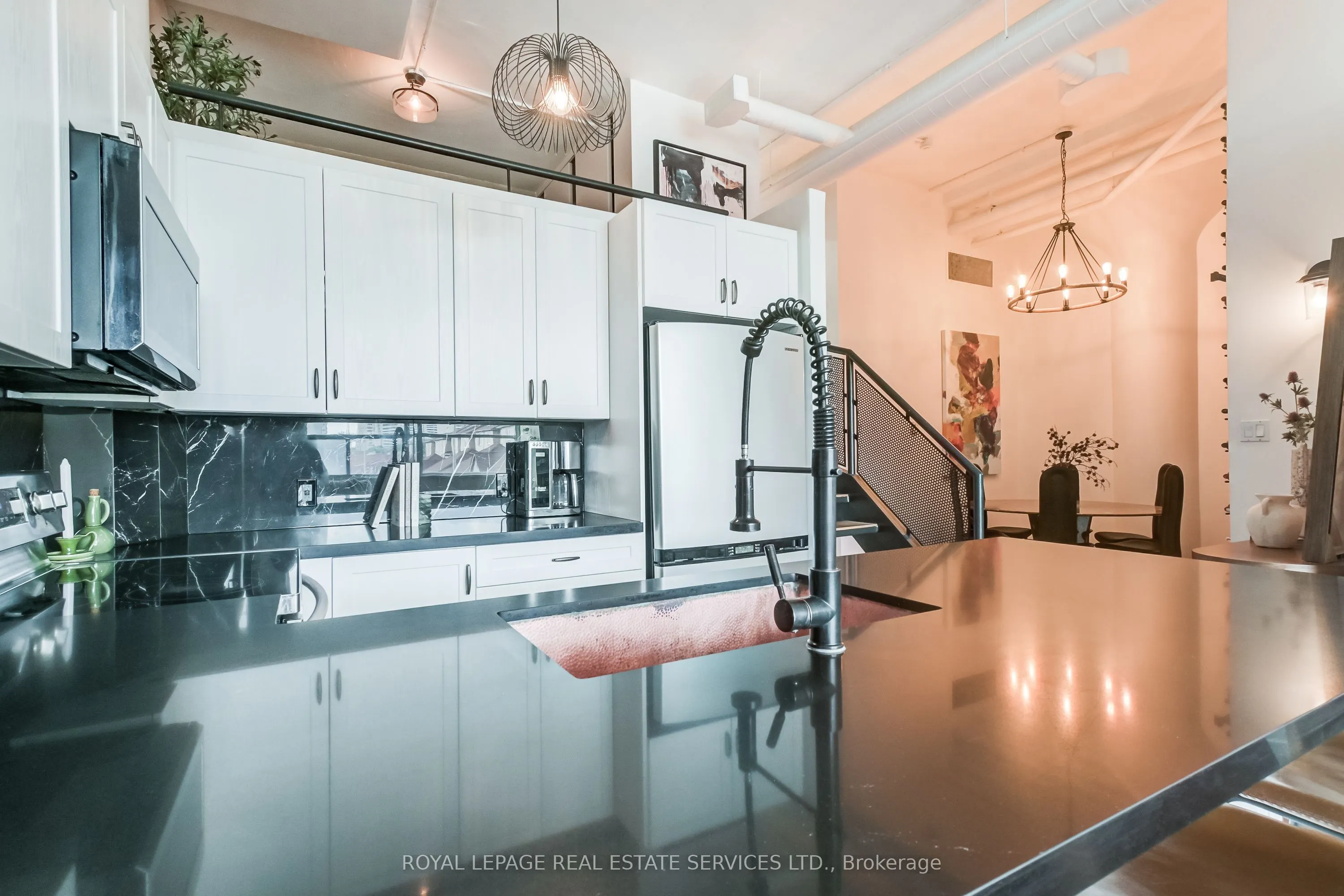 1001 Roselawn Avenue, #126
