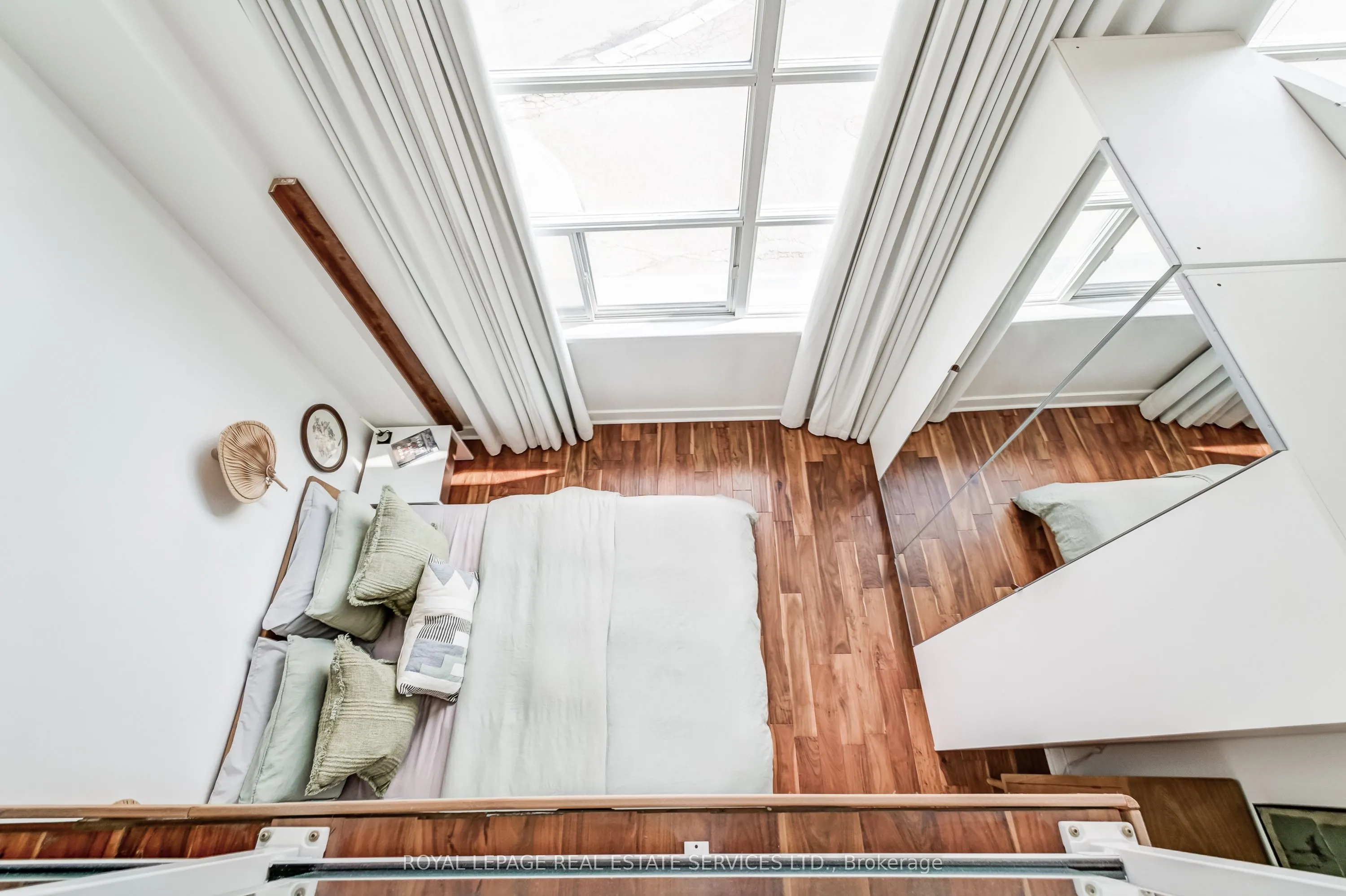 1001 Roselawn Avenue, #126