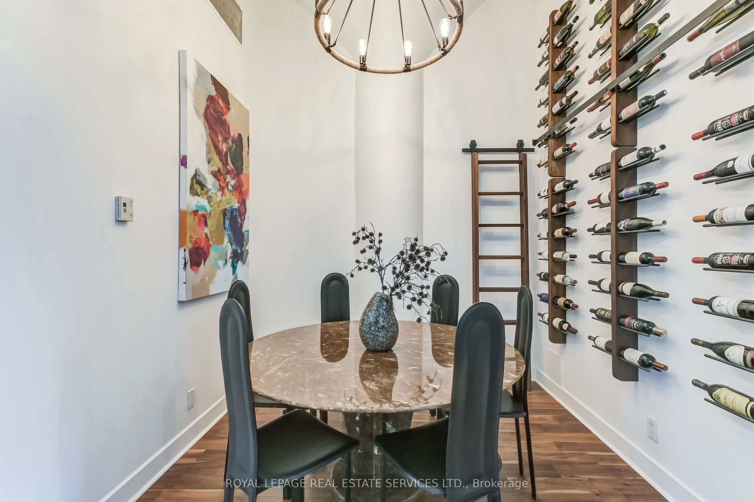 1001 Roselawn Avenue, #126
