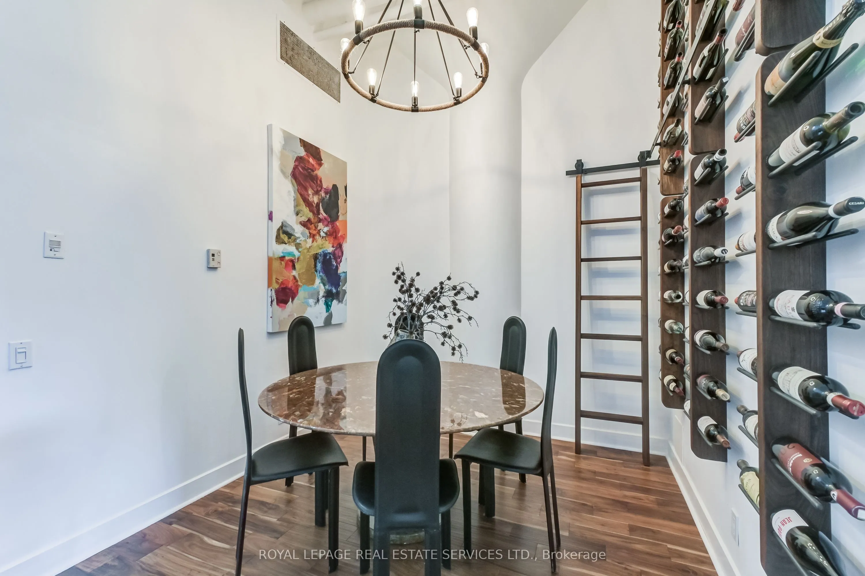 1001 Roselawn Avenue, #126