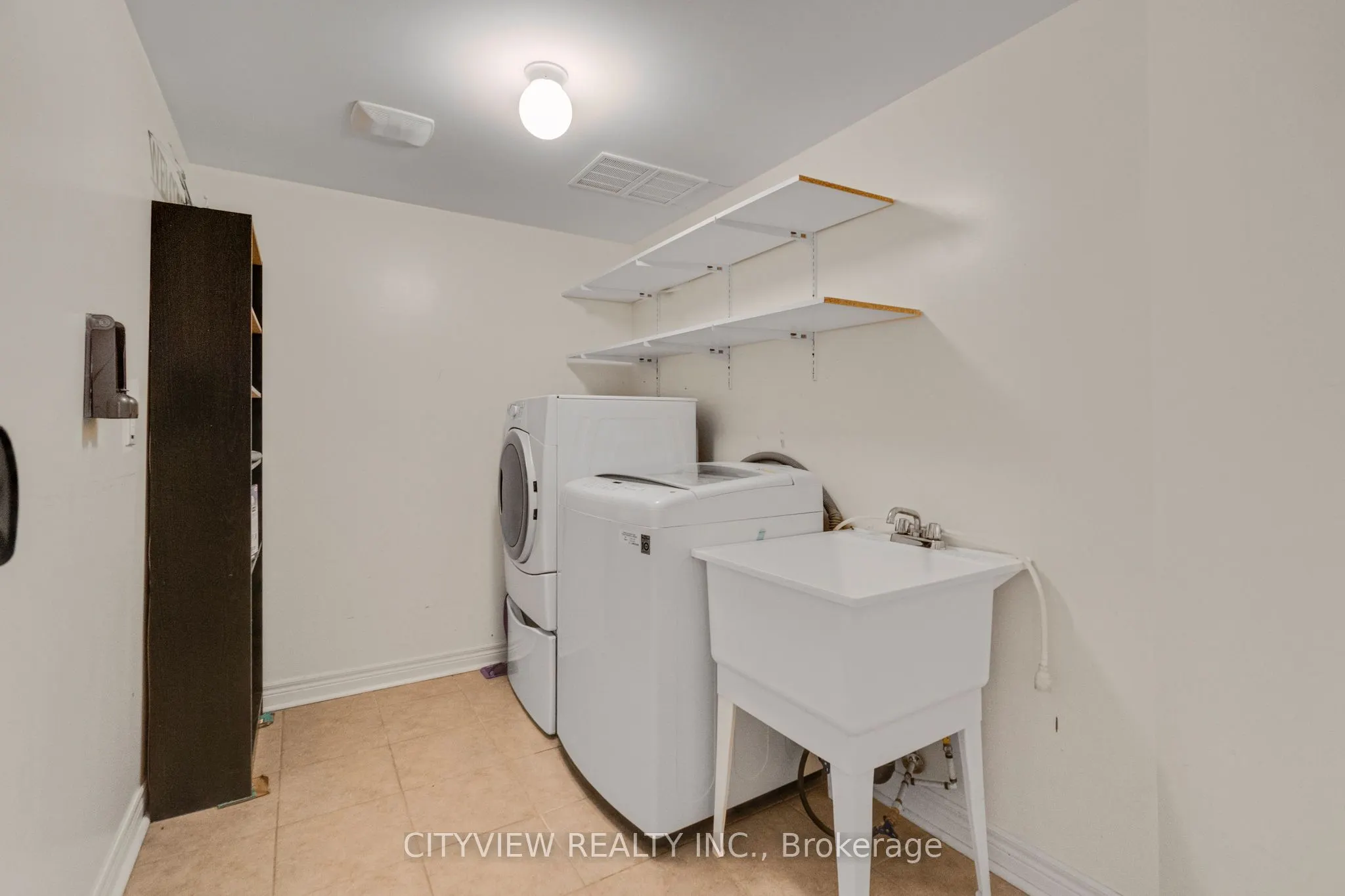 26 Betty Nagle Street