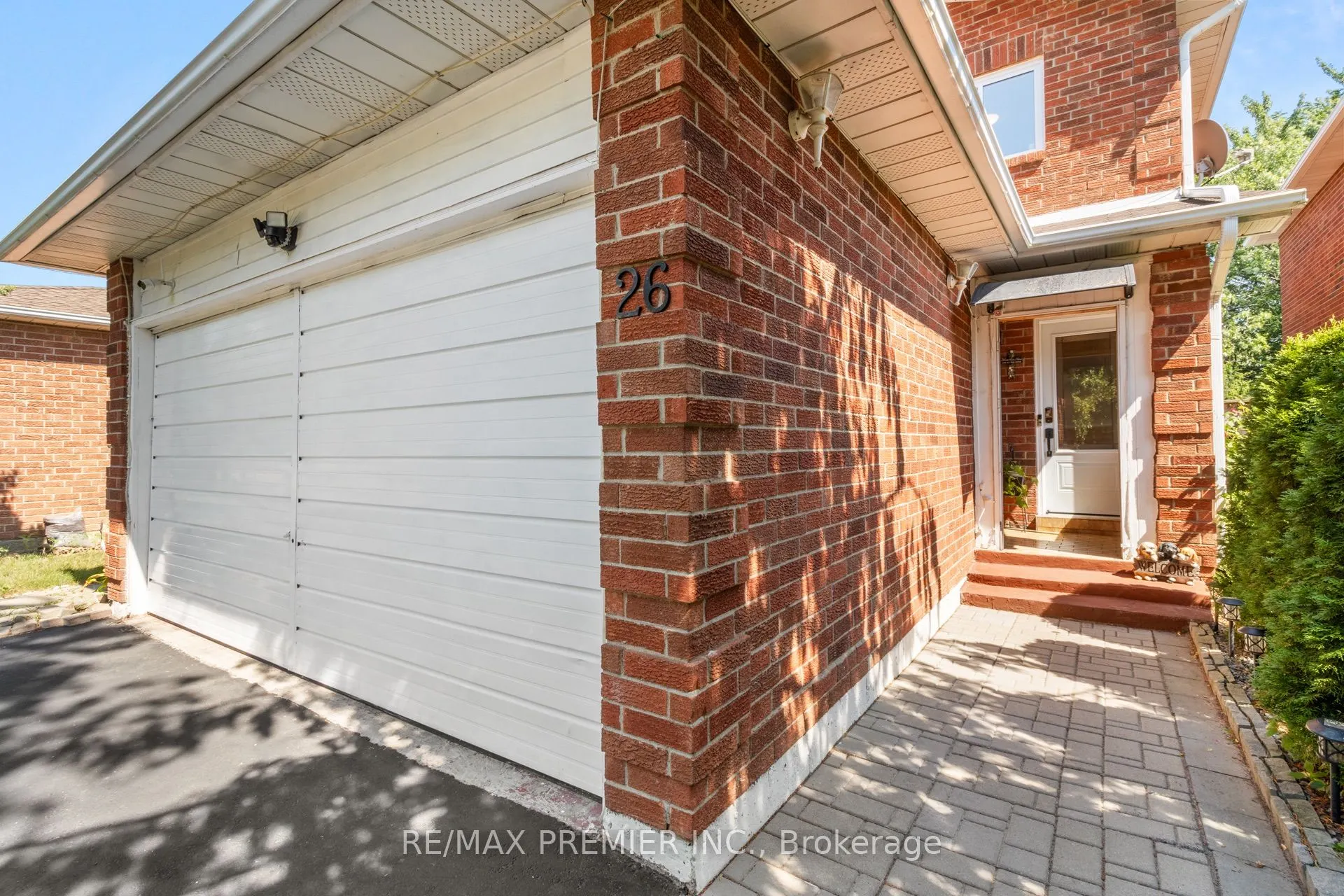 26 Ecclestone Drive