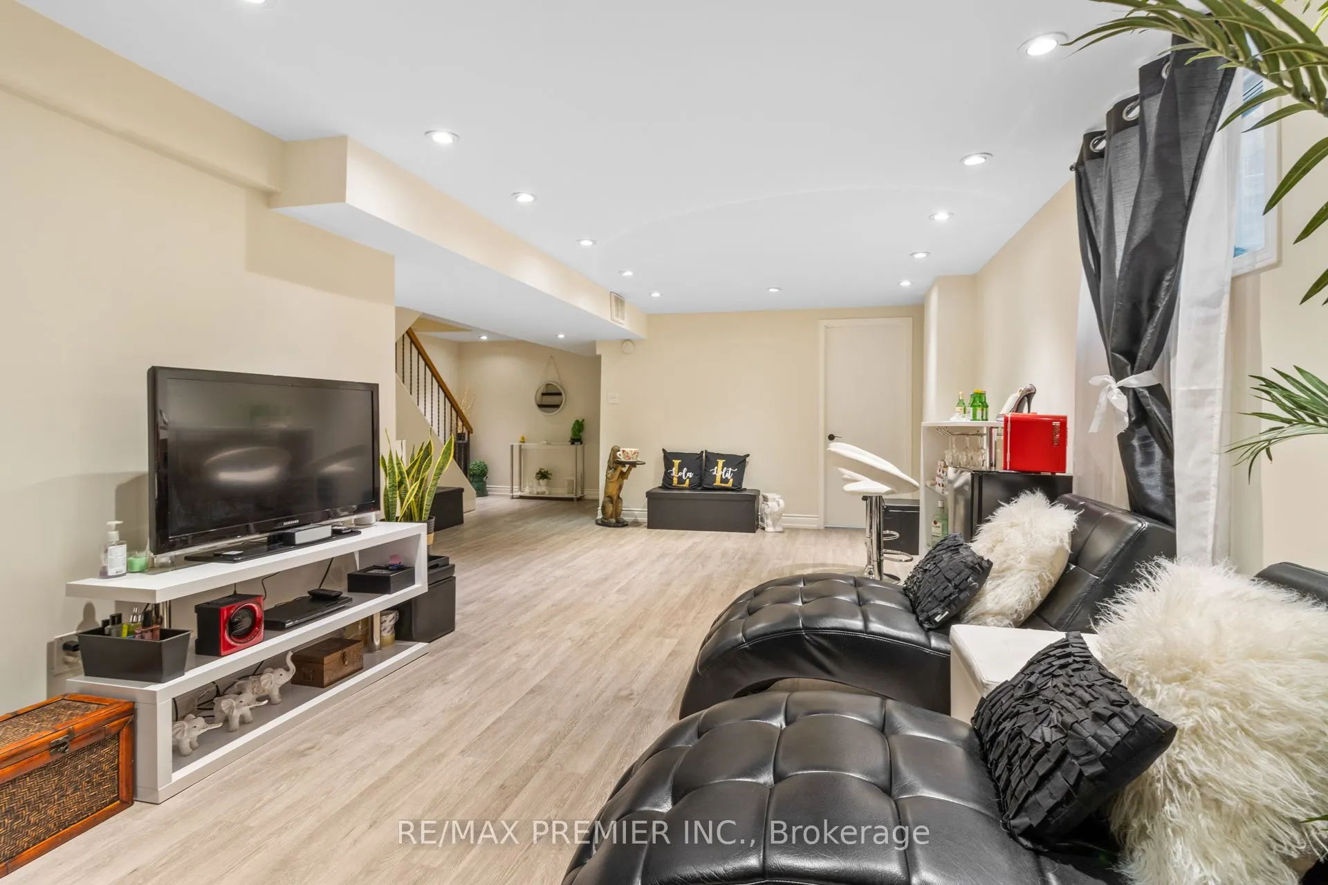 26 Ecclestone Drive