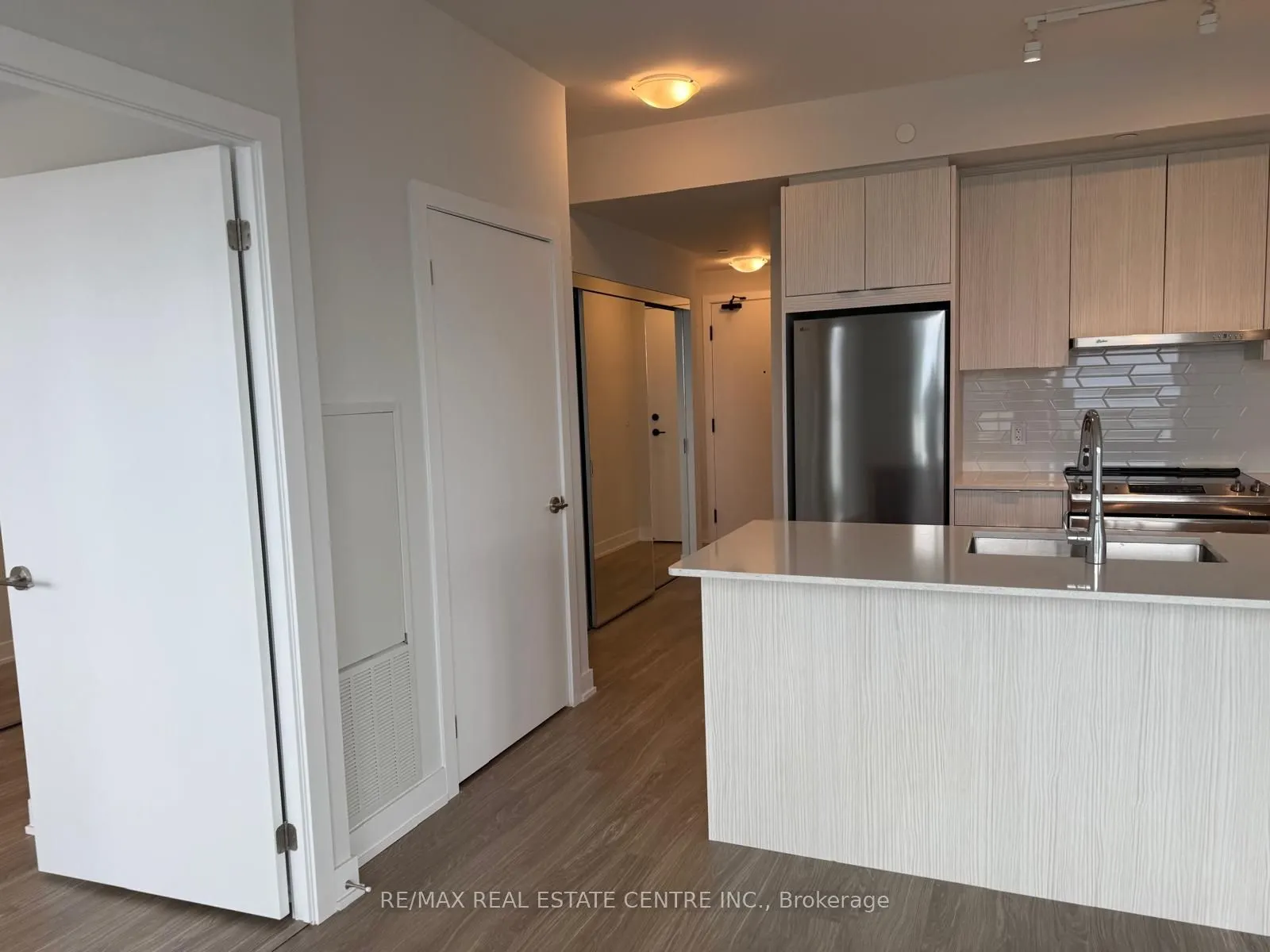 430 Square One Drive, #3303