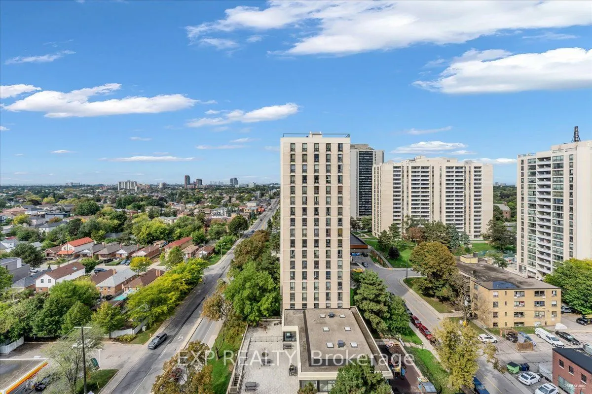 135 Marlee Avenue, #1603