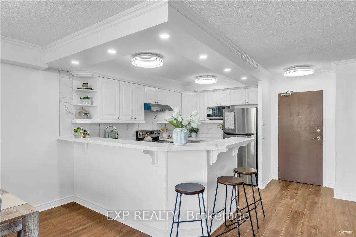 135 Marlee Avenue, #1603