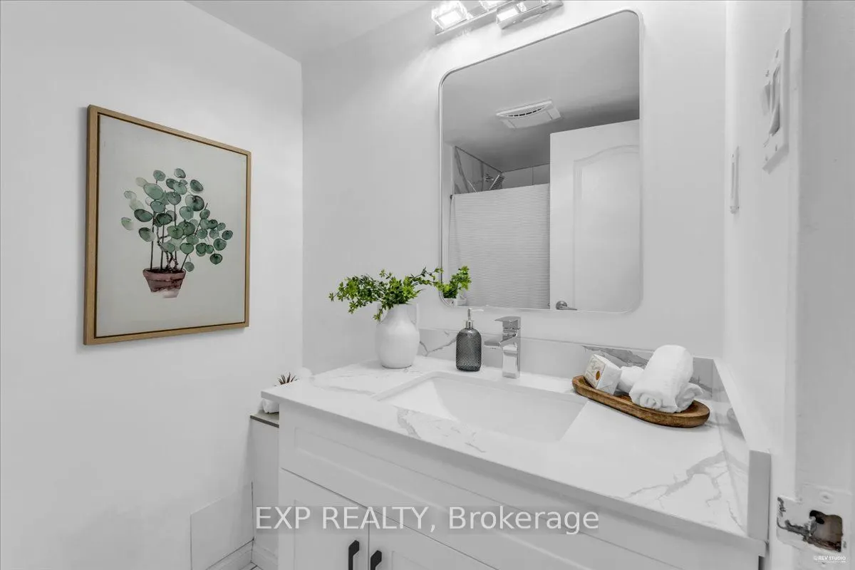 135 Marlee Avenue, #1603