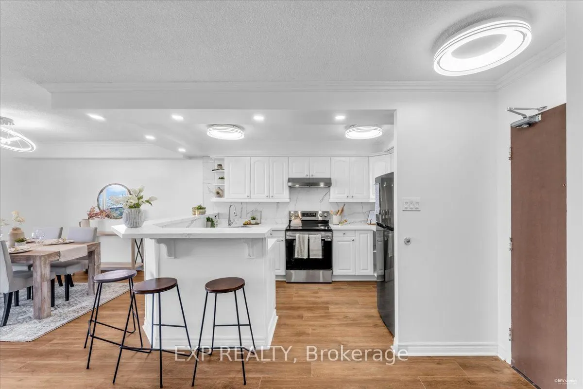 135 Marlee Avenue, #1603