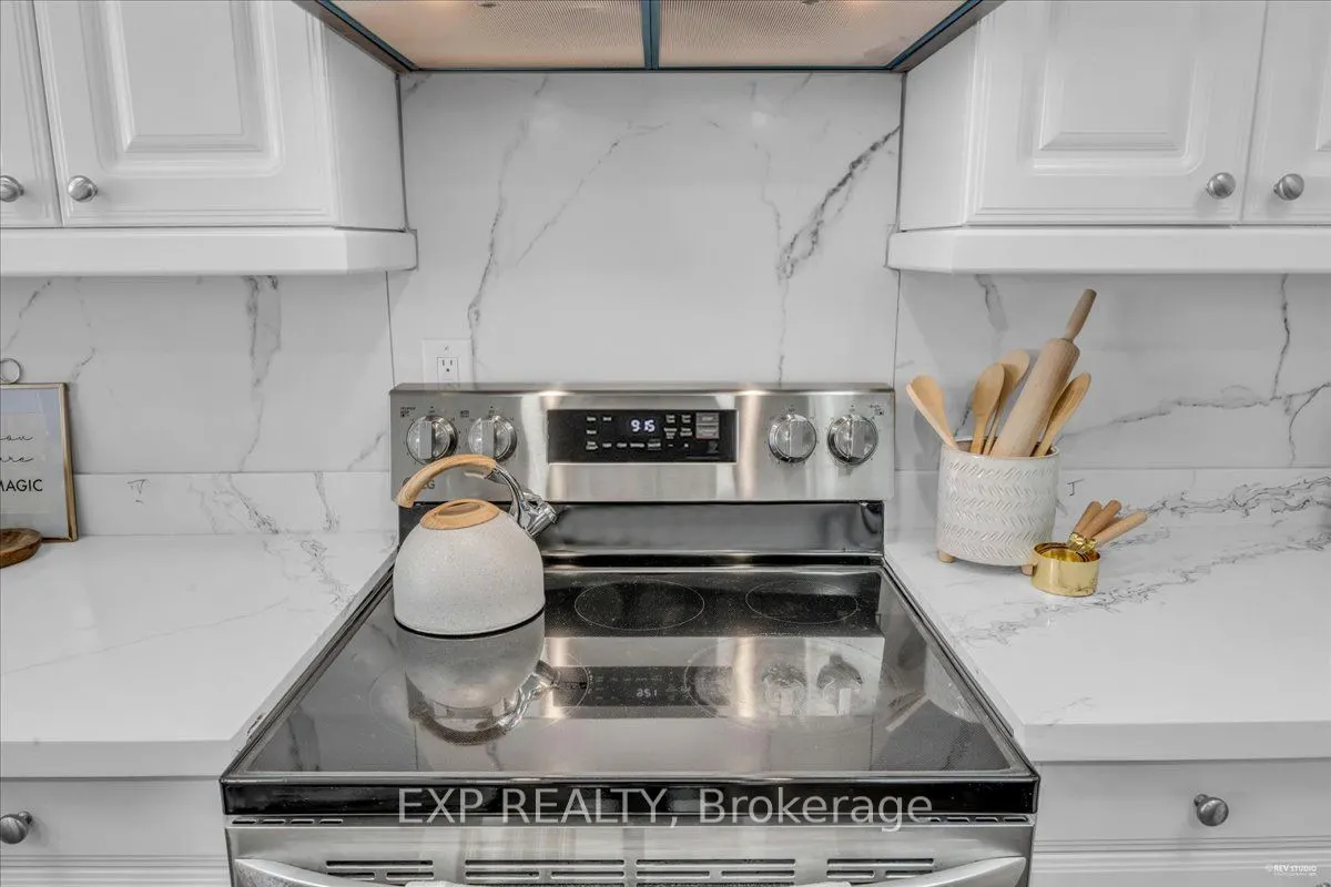135 Marlee Avenue, #1603