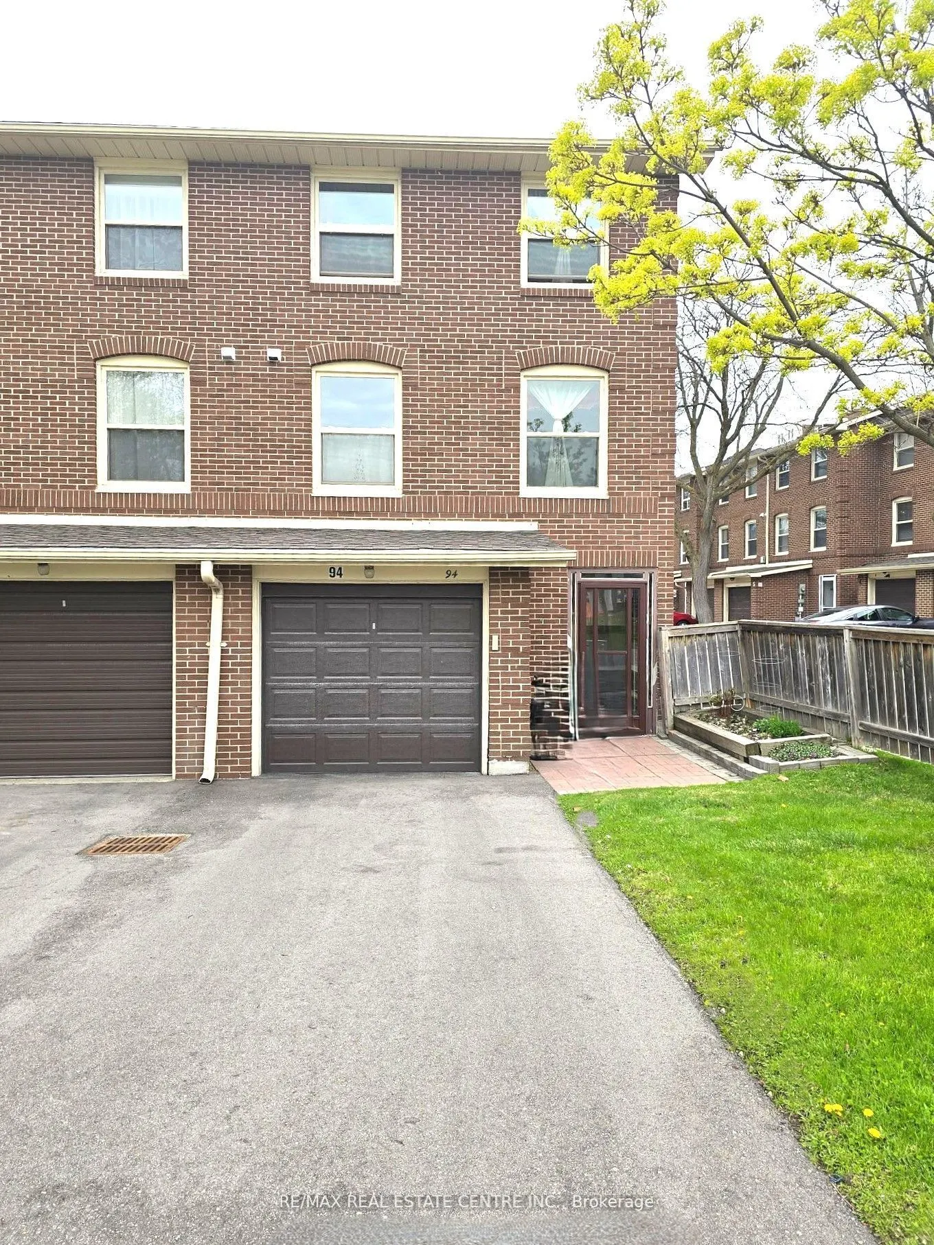 94 Edenborough Drive, #24