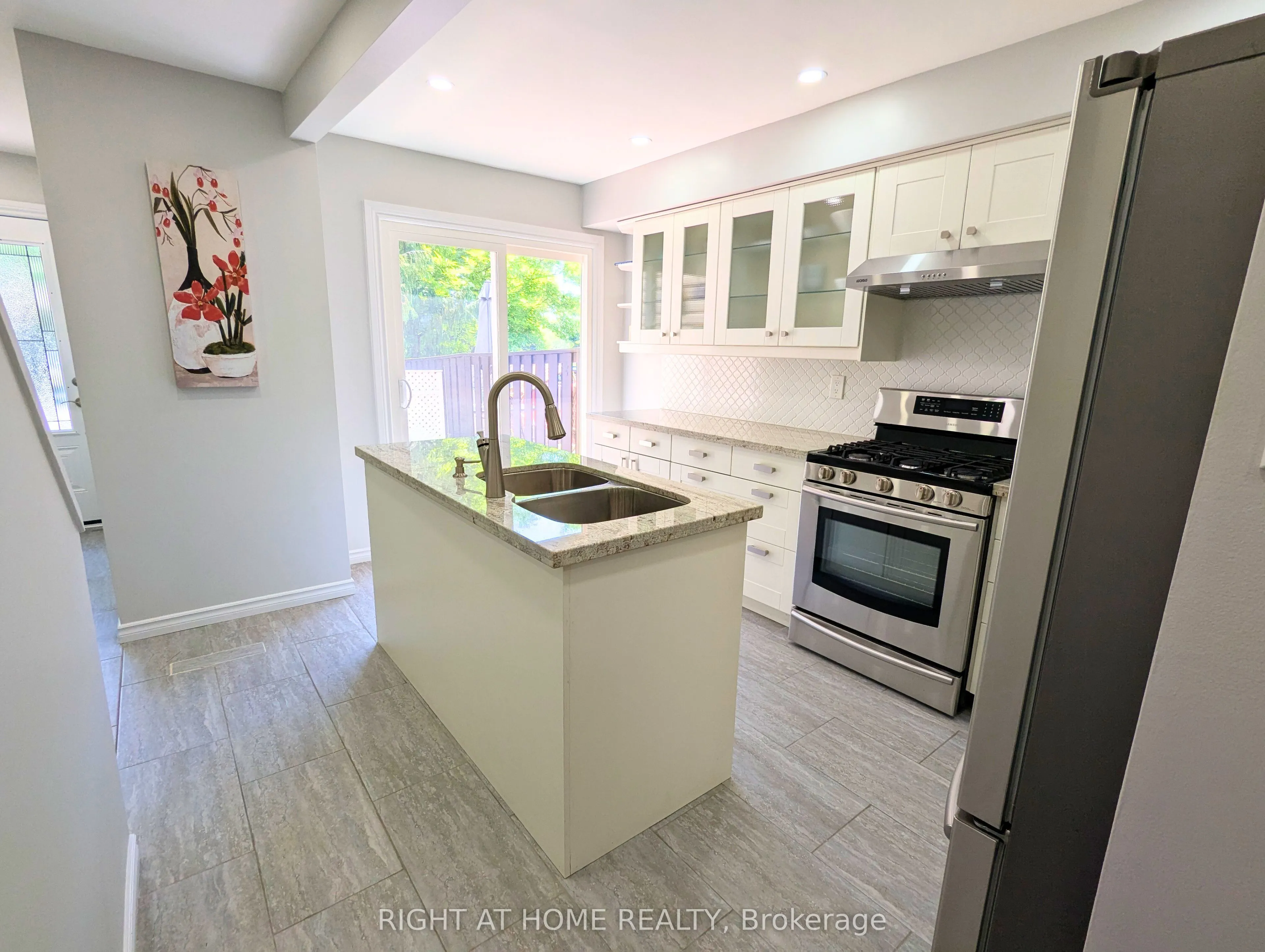2599 Inlake Court