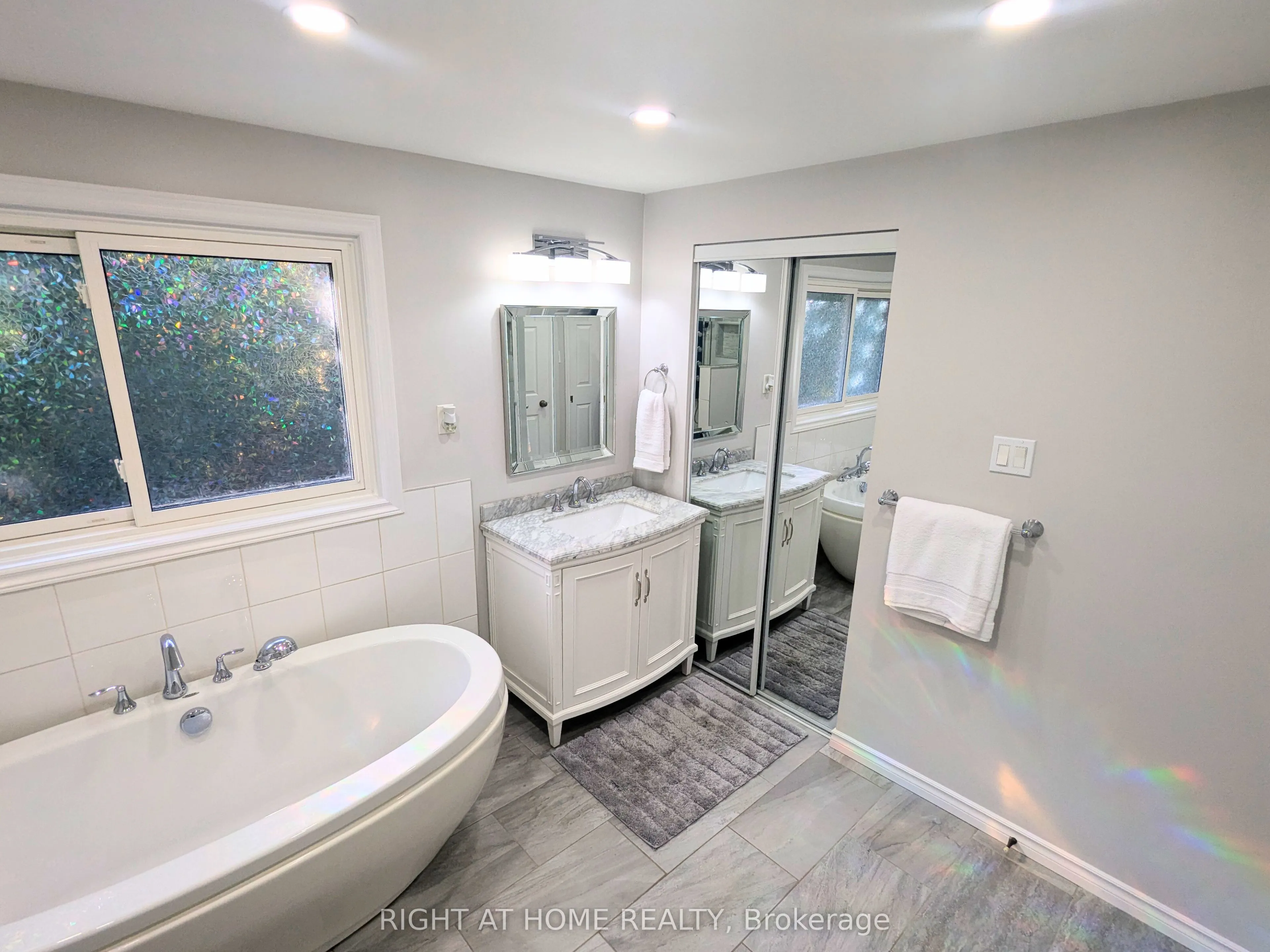 2599 Inlake Court