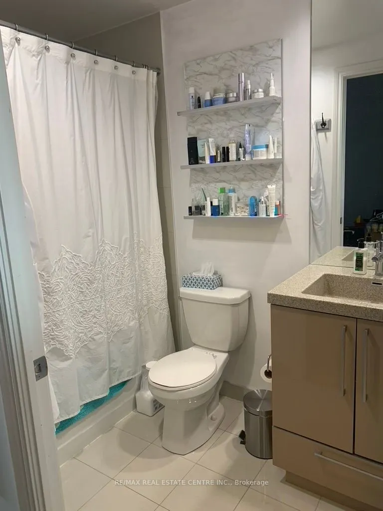 80 Marine Parade Drive N, #1906