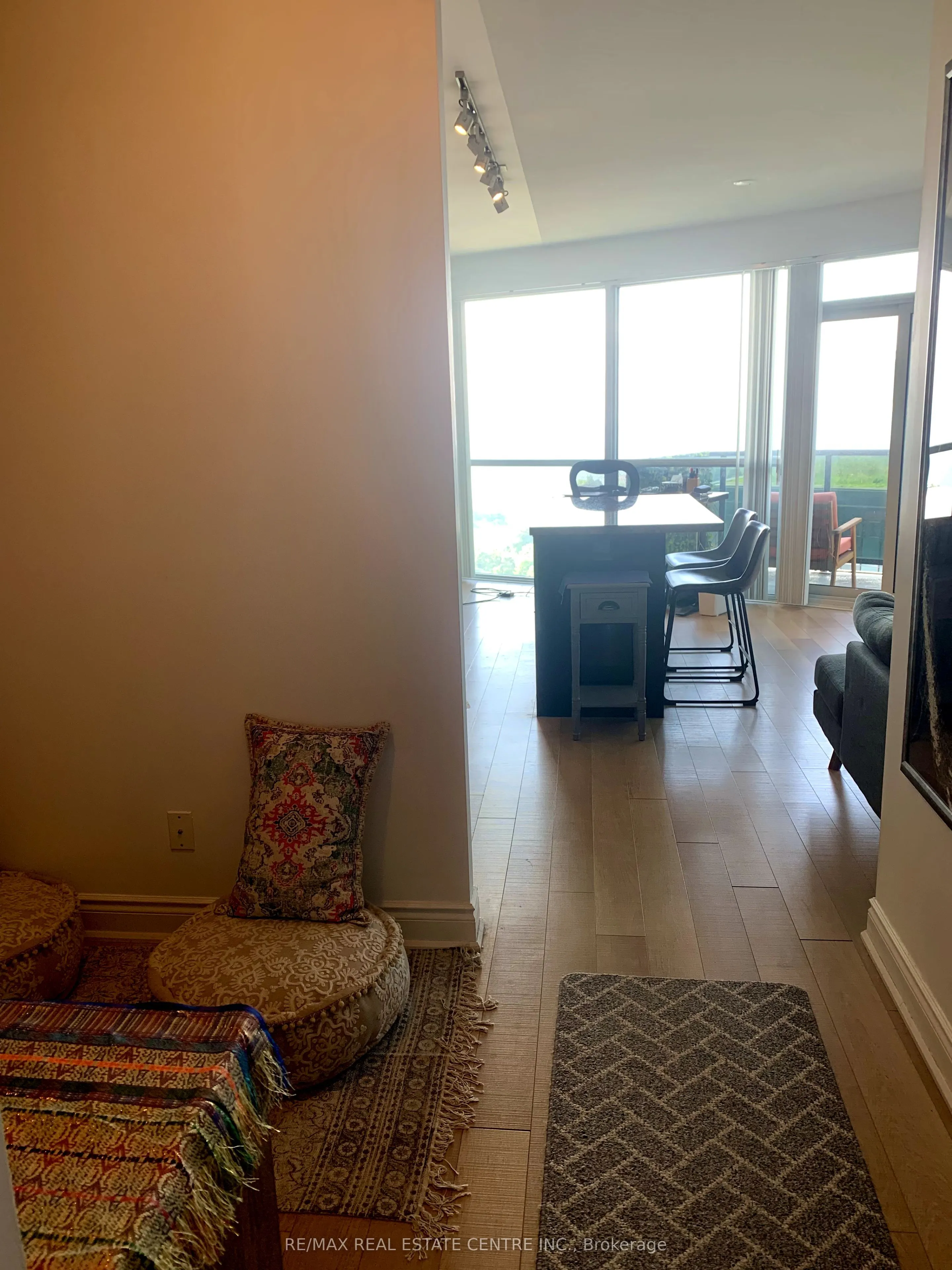 80 Marine Parade Drive N, #1906