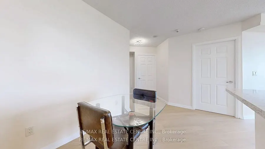 220 Forum Drive, #613