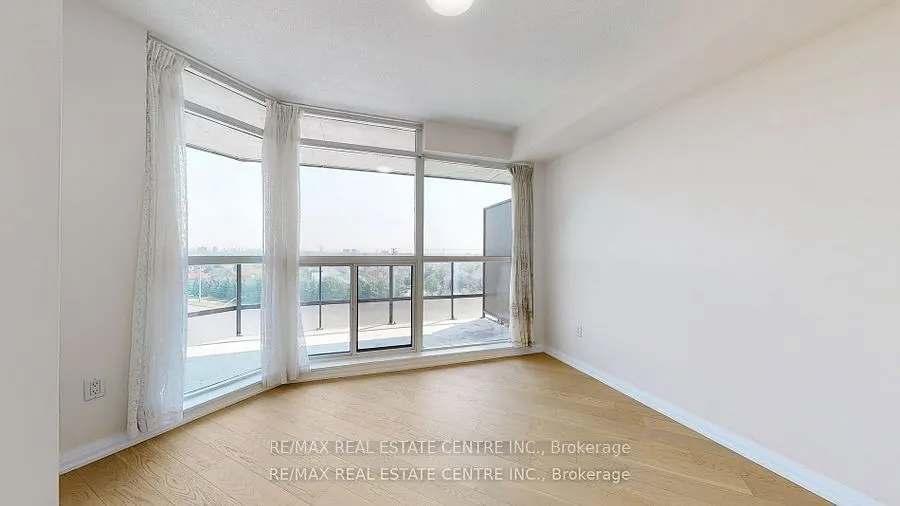 220 Forum Drive, #613