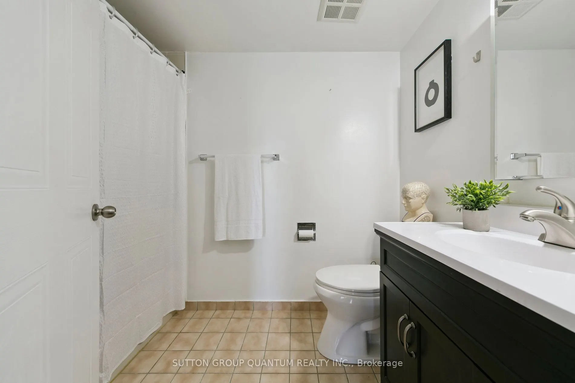 1110 WALDEN Circle, #611