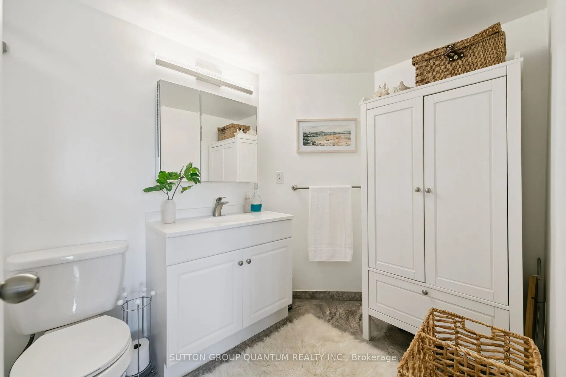 1110 WALDEN Circle, #611