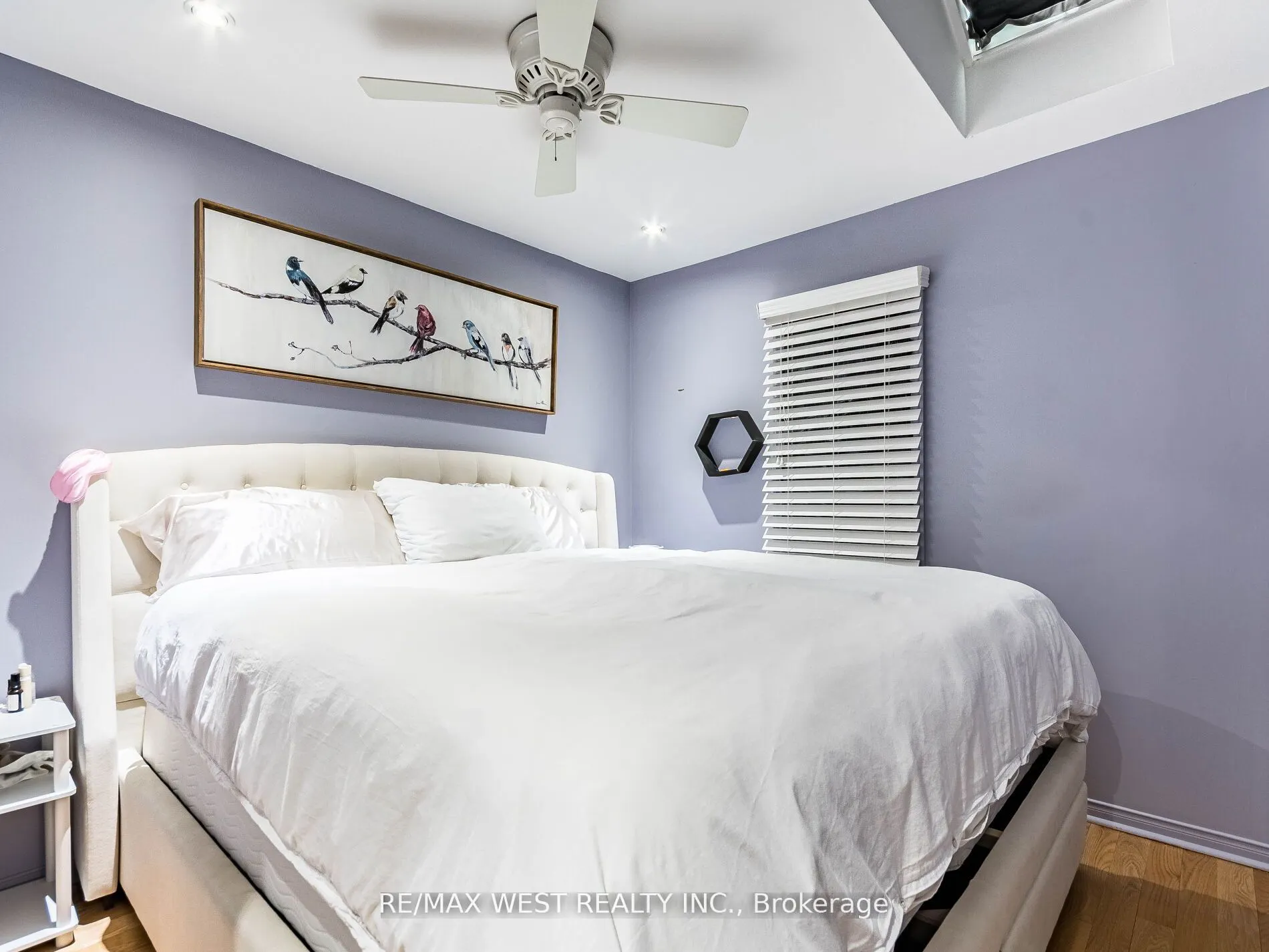 76 Laburnham Avenue