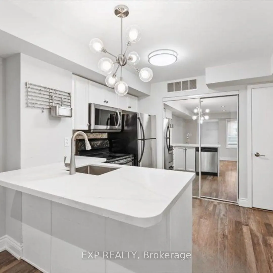 10 Laidlaw Street, #Th725