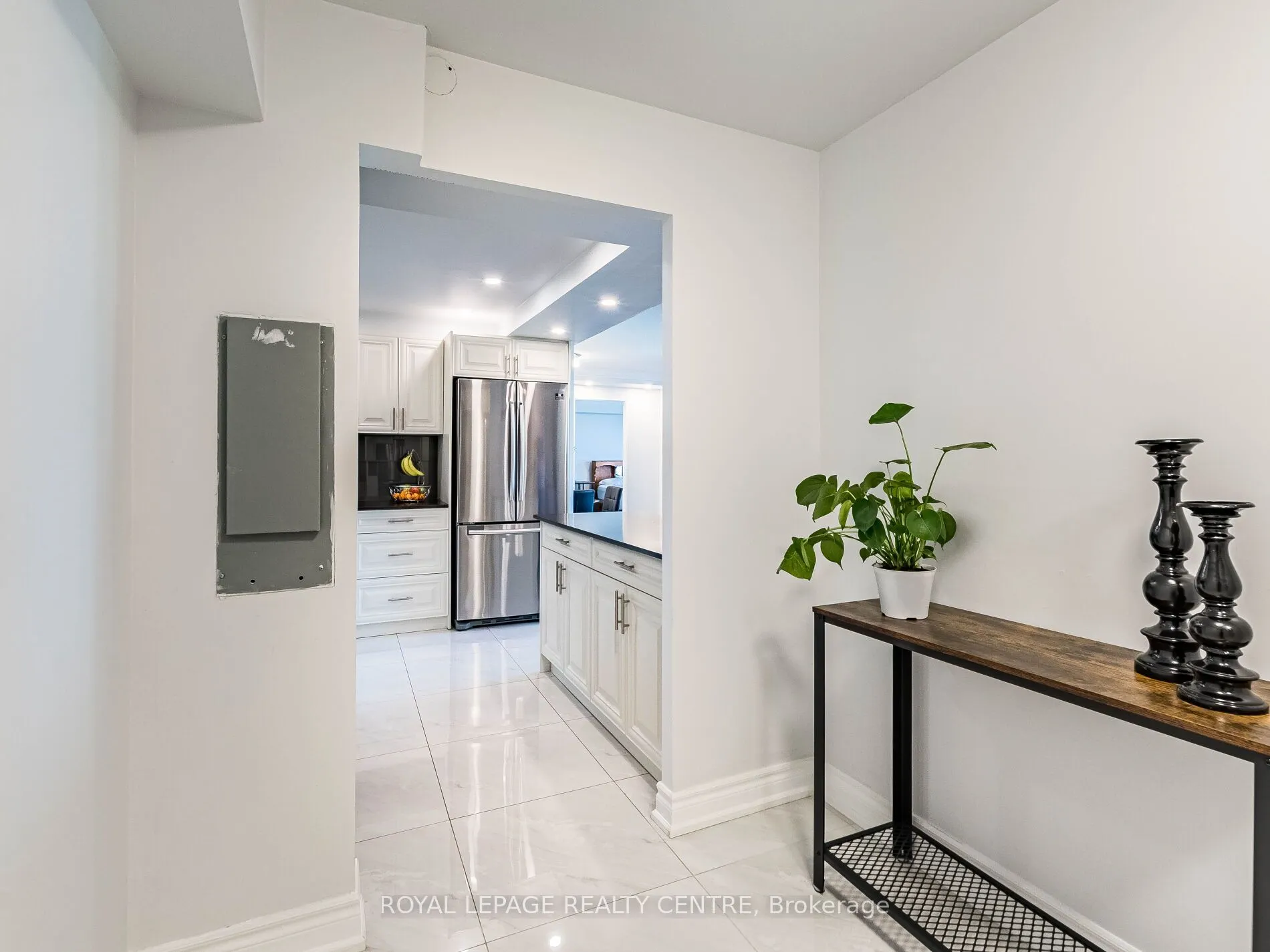 1320 Mississauga Valley Boulevard, #709