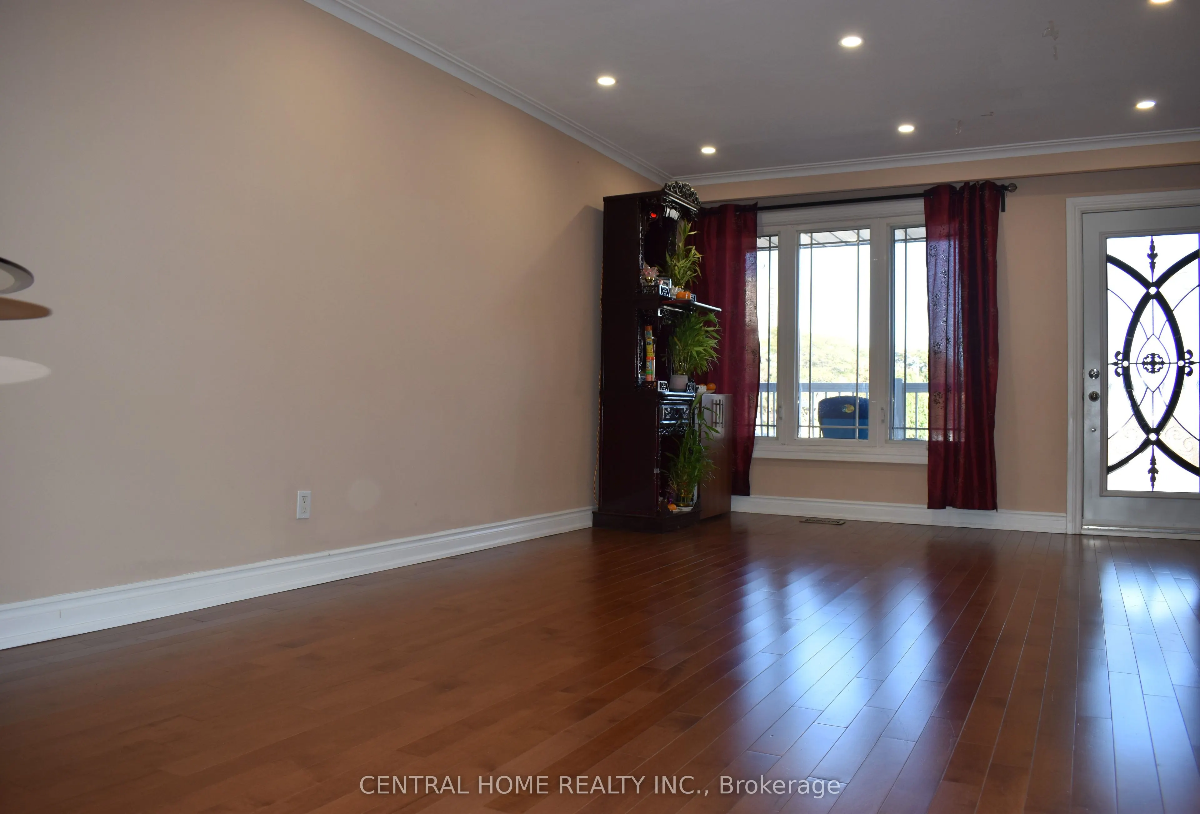 59 Blaney Crescent