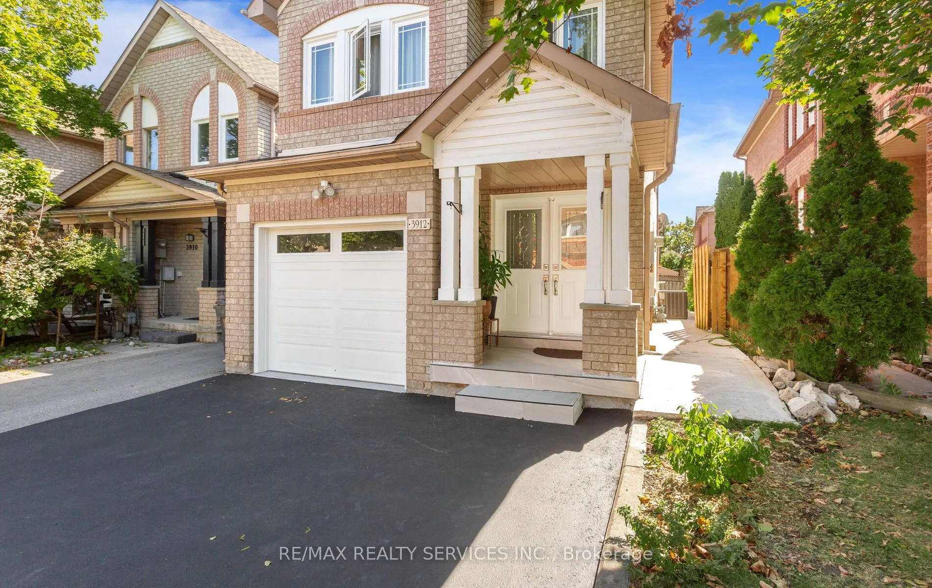 3912 Zenith Court