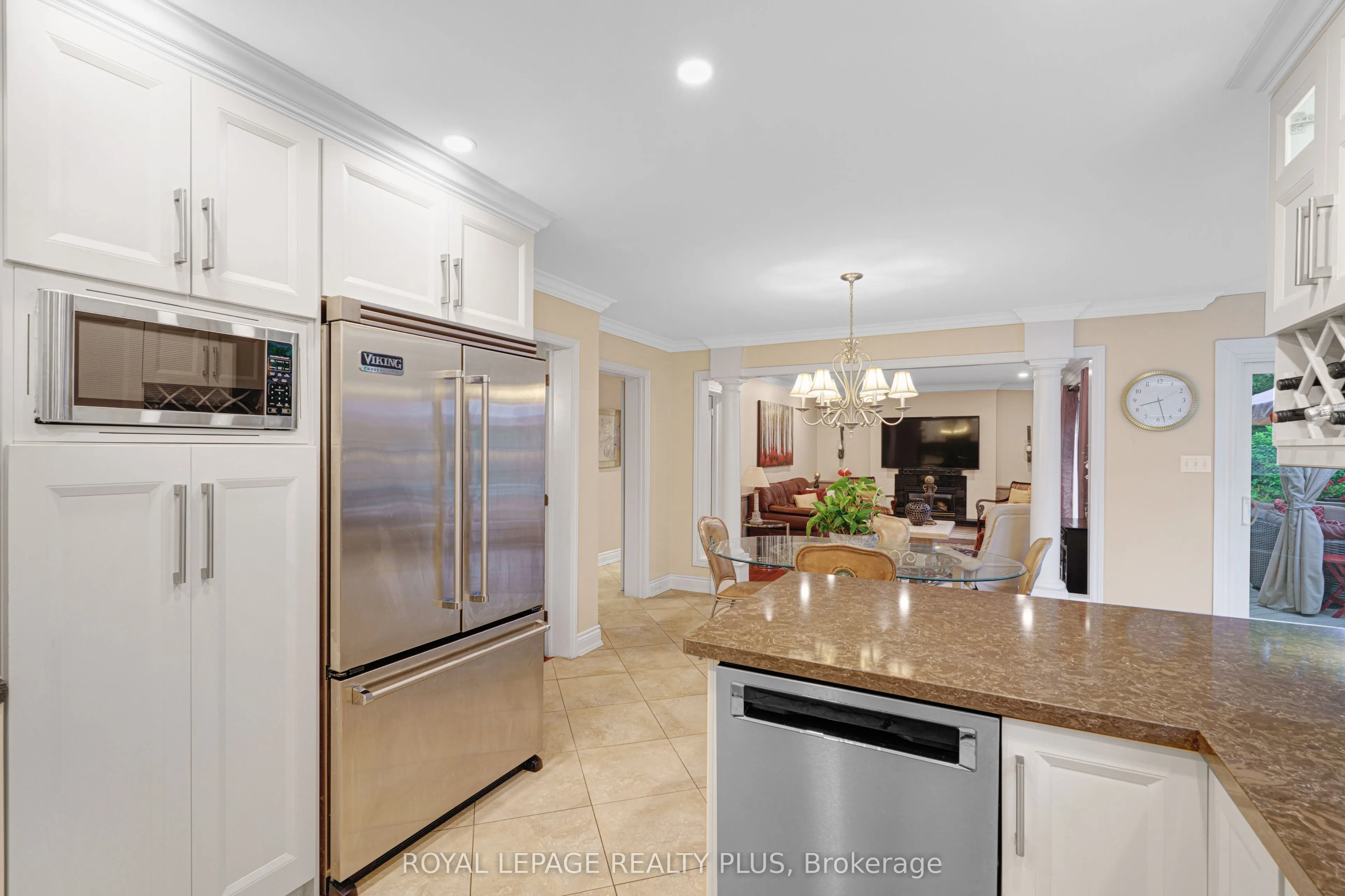 1760 Featherston Court