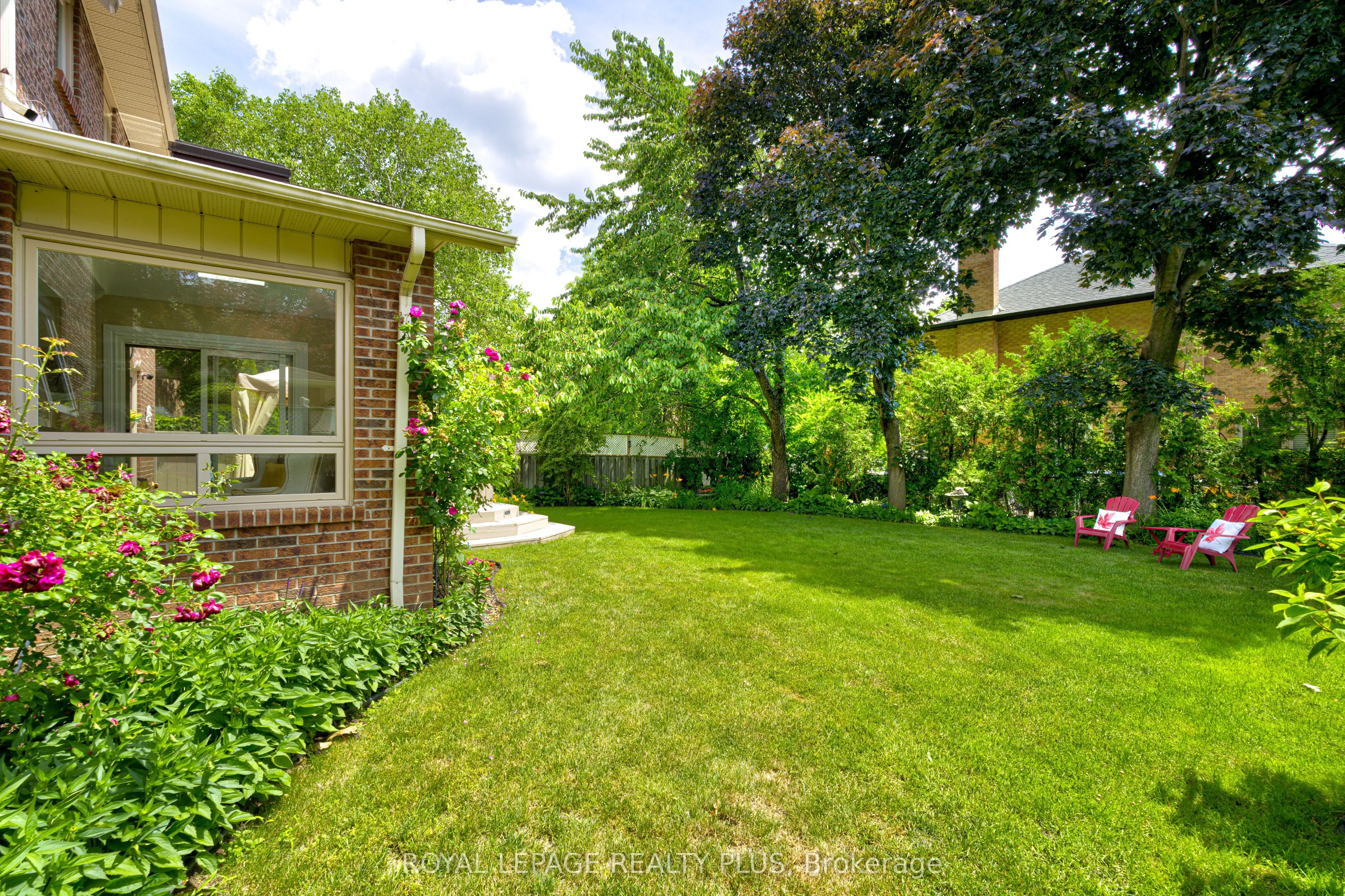 1760 Featherston Court