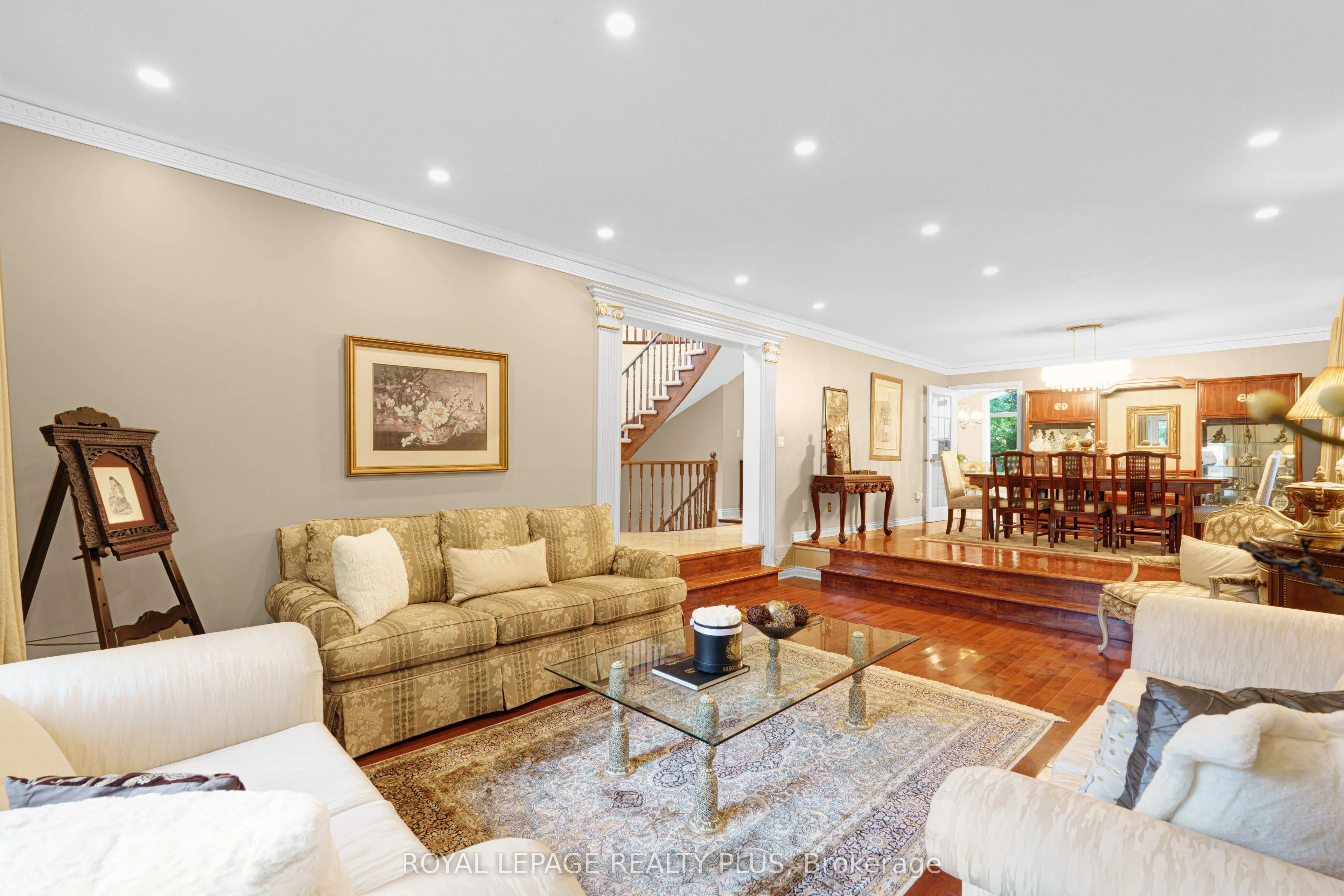 1760 Featherston Court