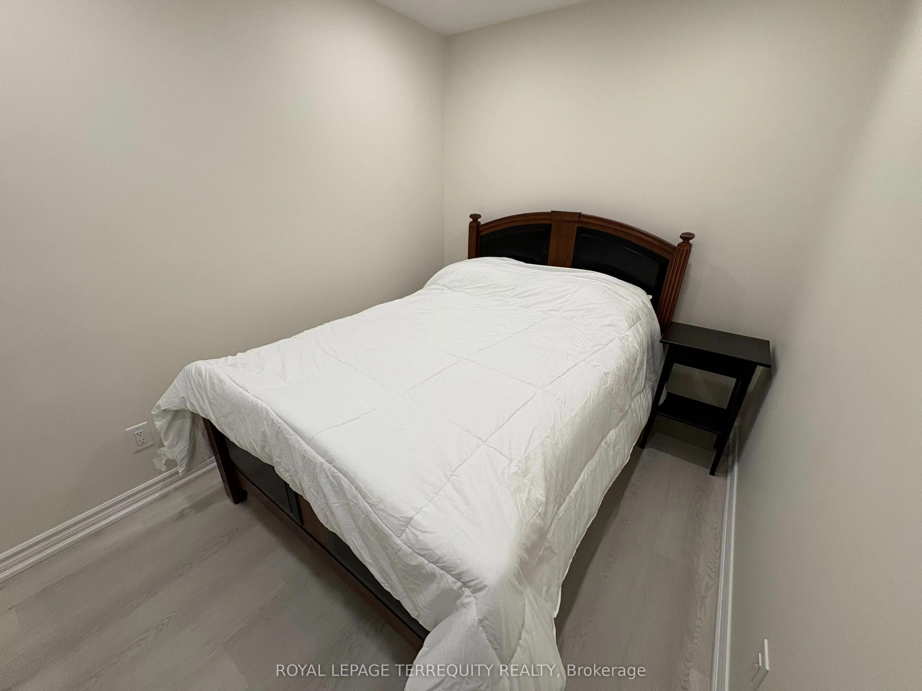 5493 Oscar Peterson Boulevard, #Basement