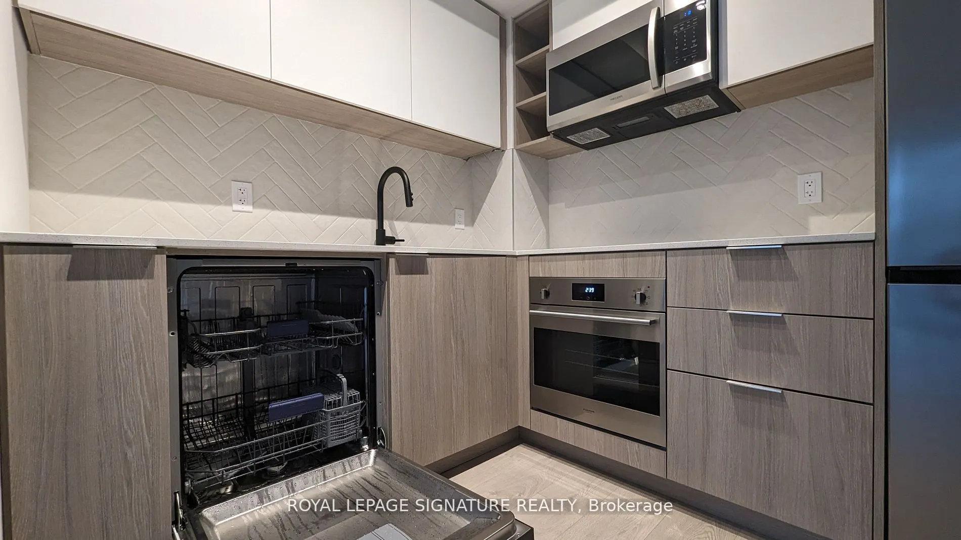 36 Zorra Street, #408