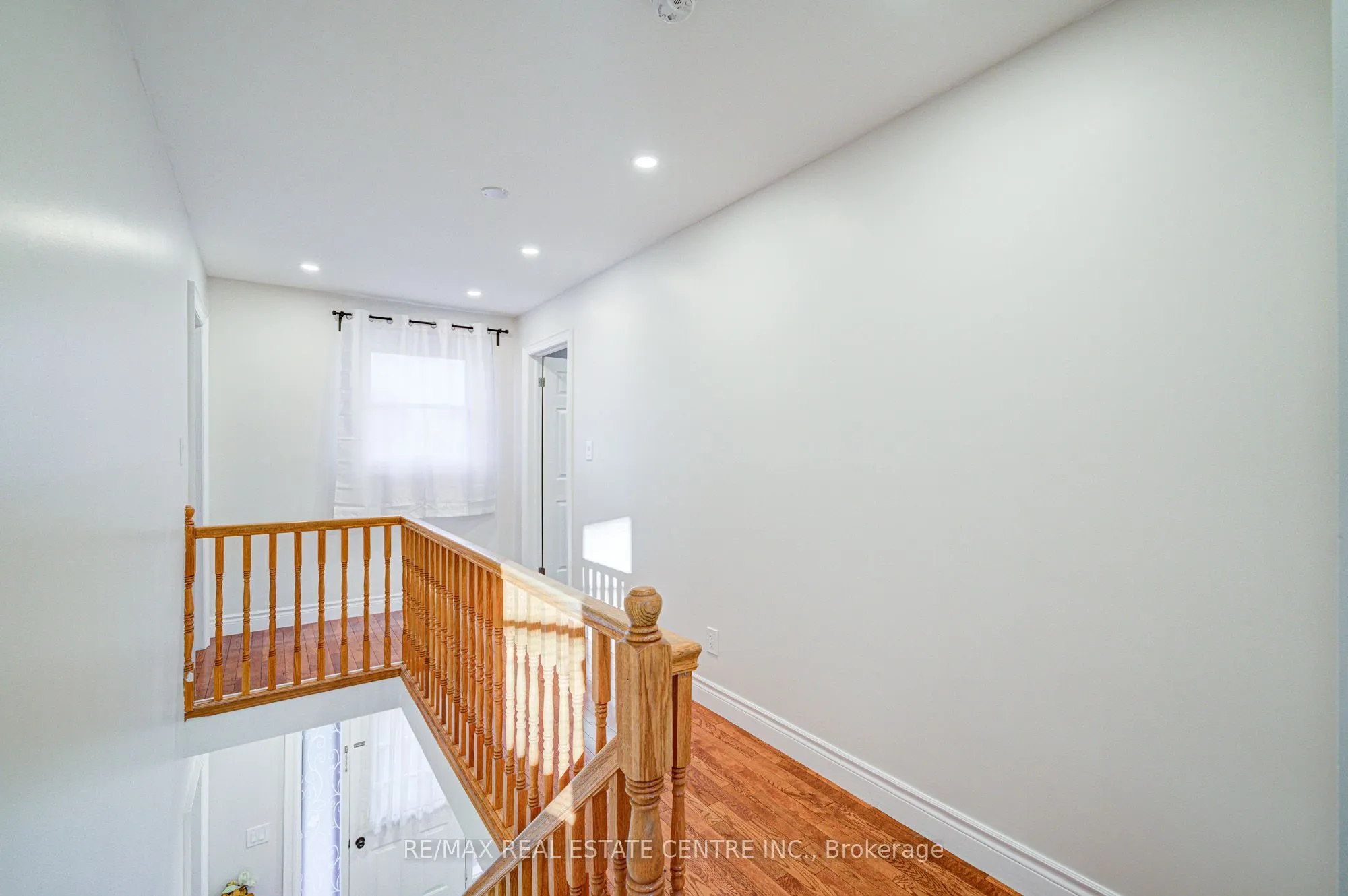 32 Agnes Street