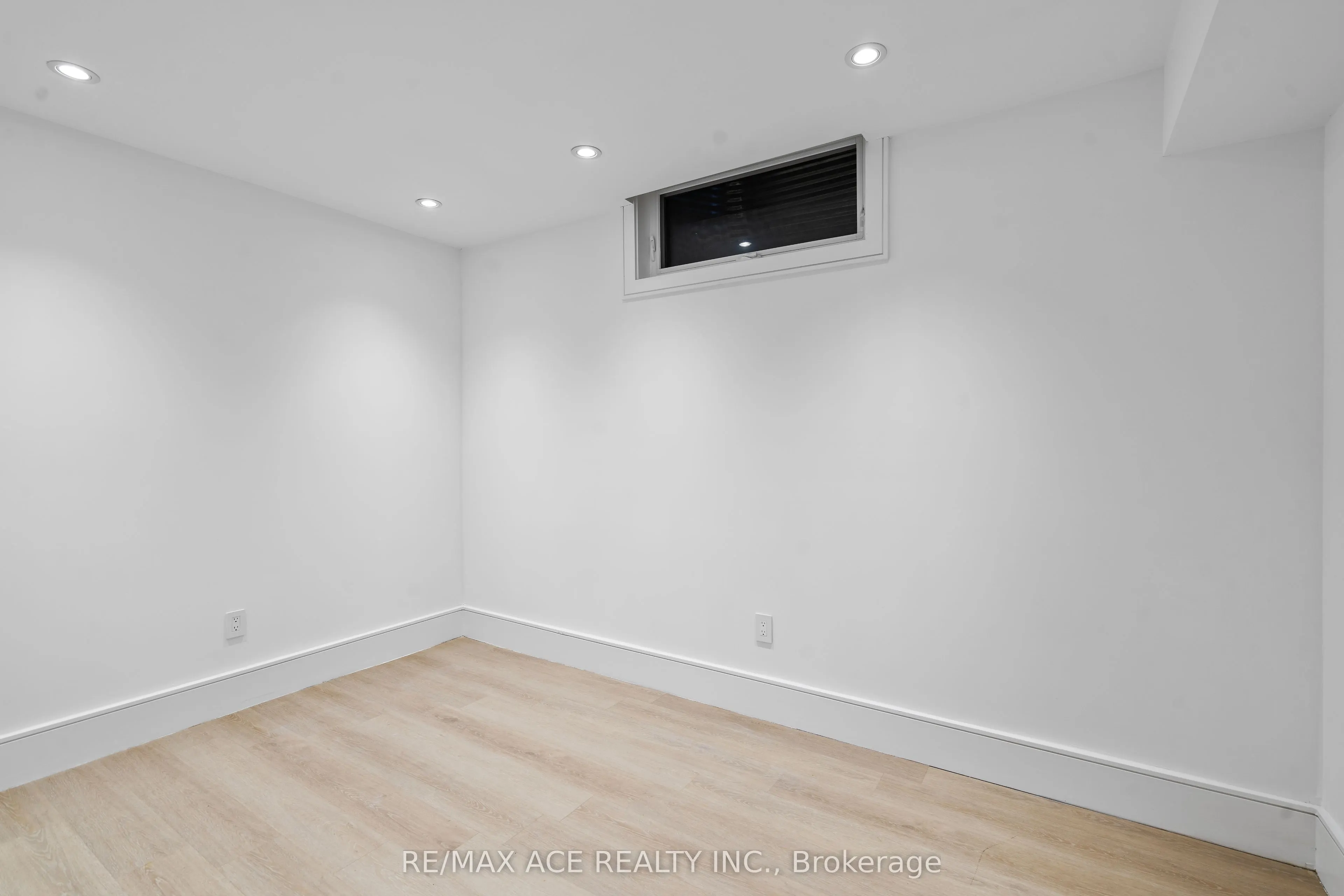 10A Benson Avenue W