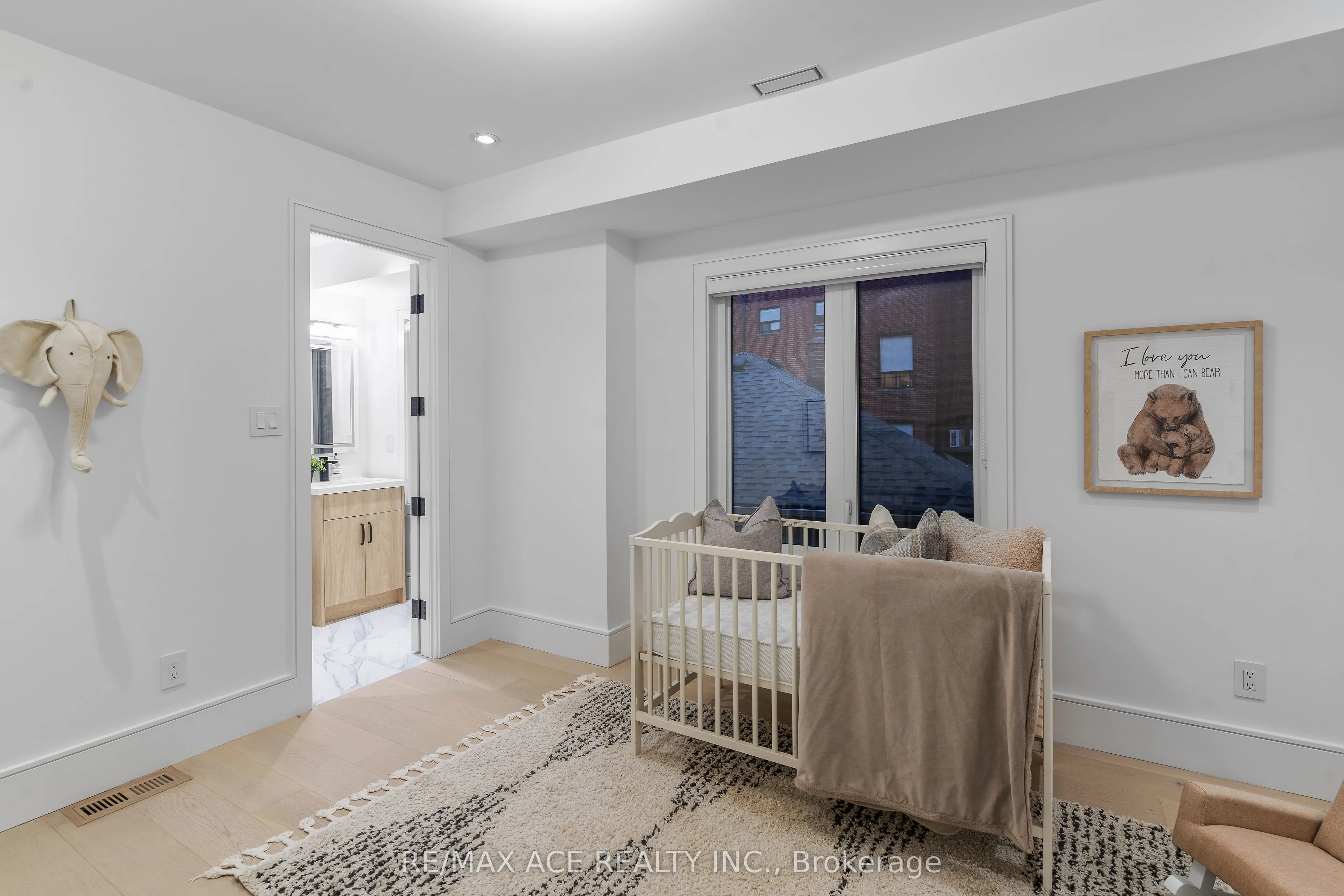10A Benson Avenue W