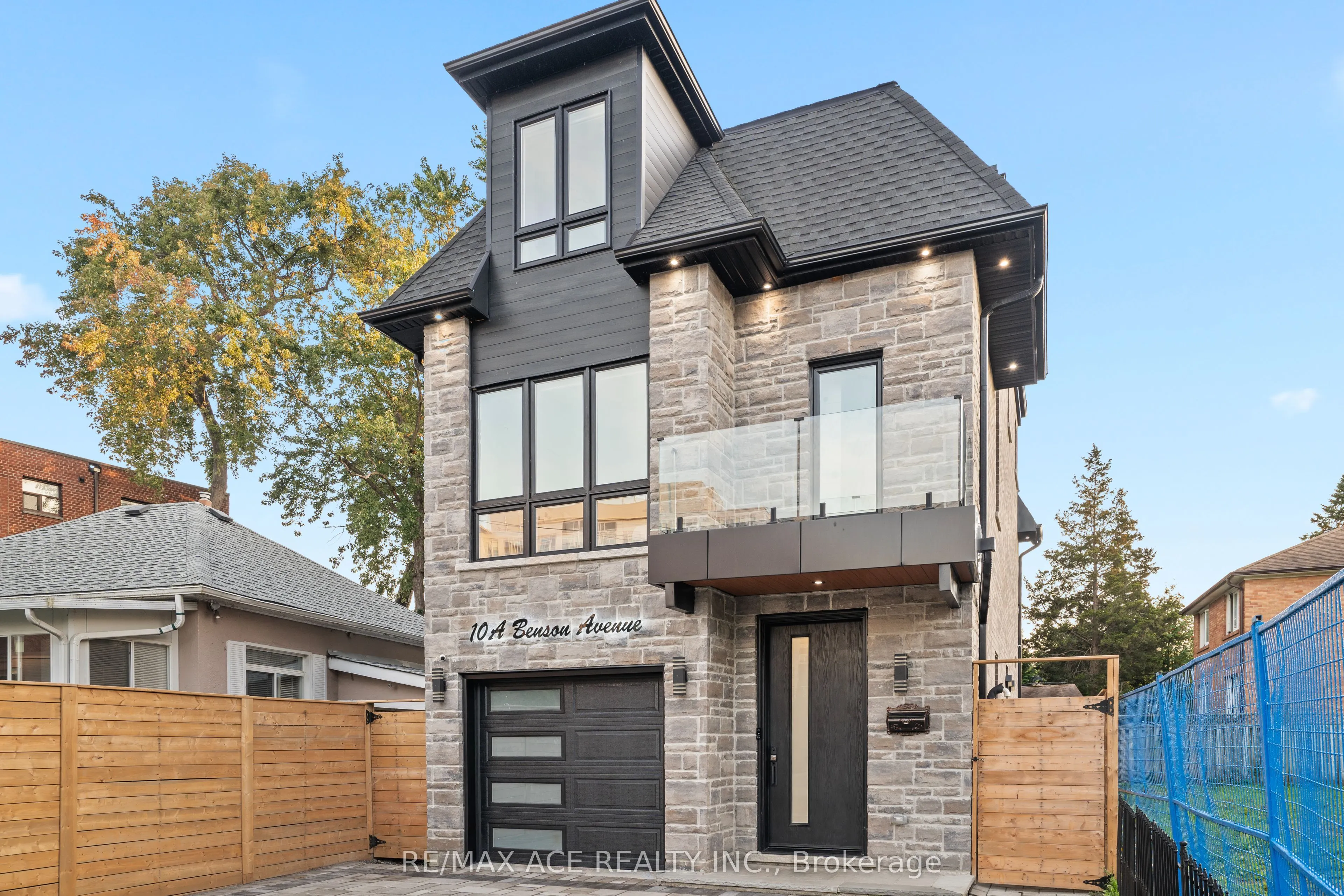 10A Benson Avenue W