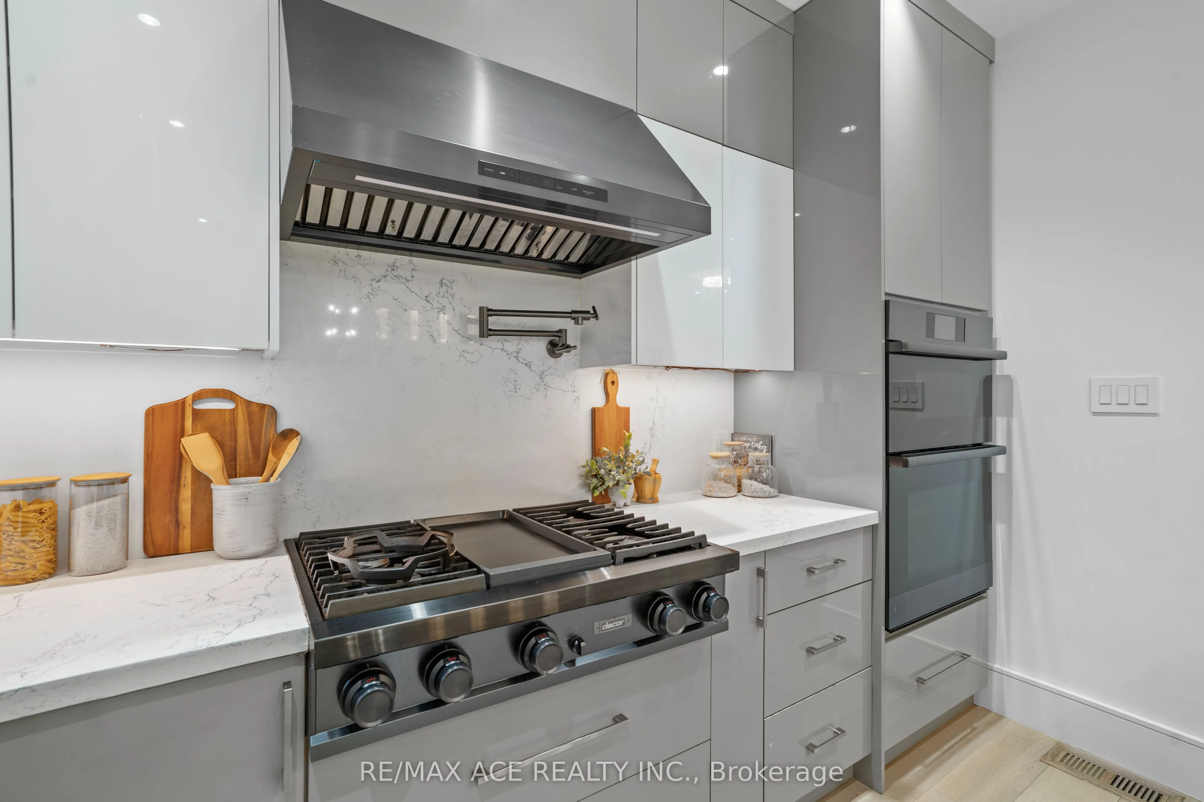 10A Benson Avenue W
