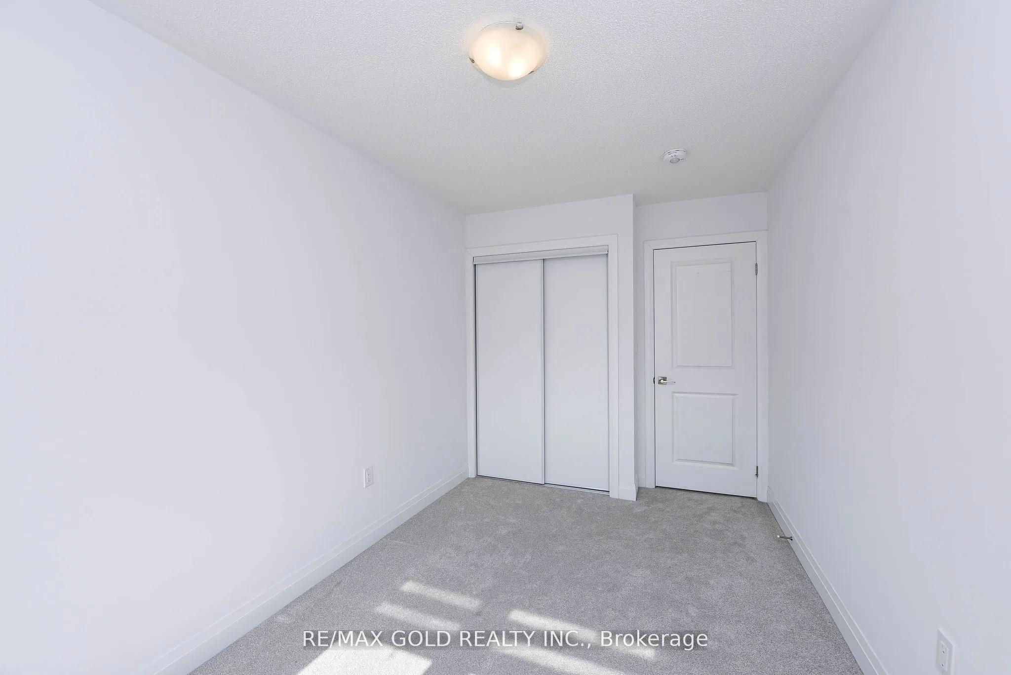 48 Windtree Way